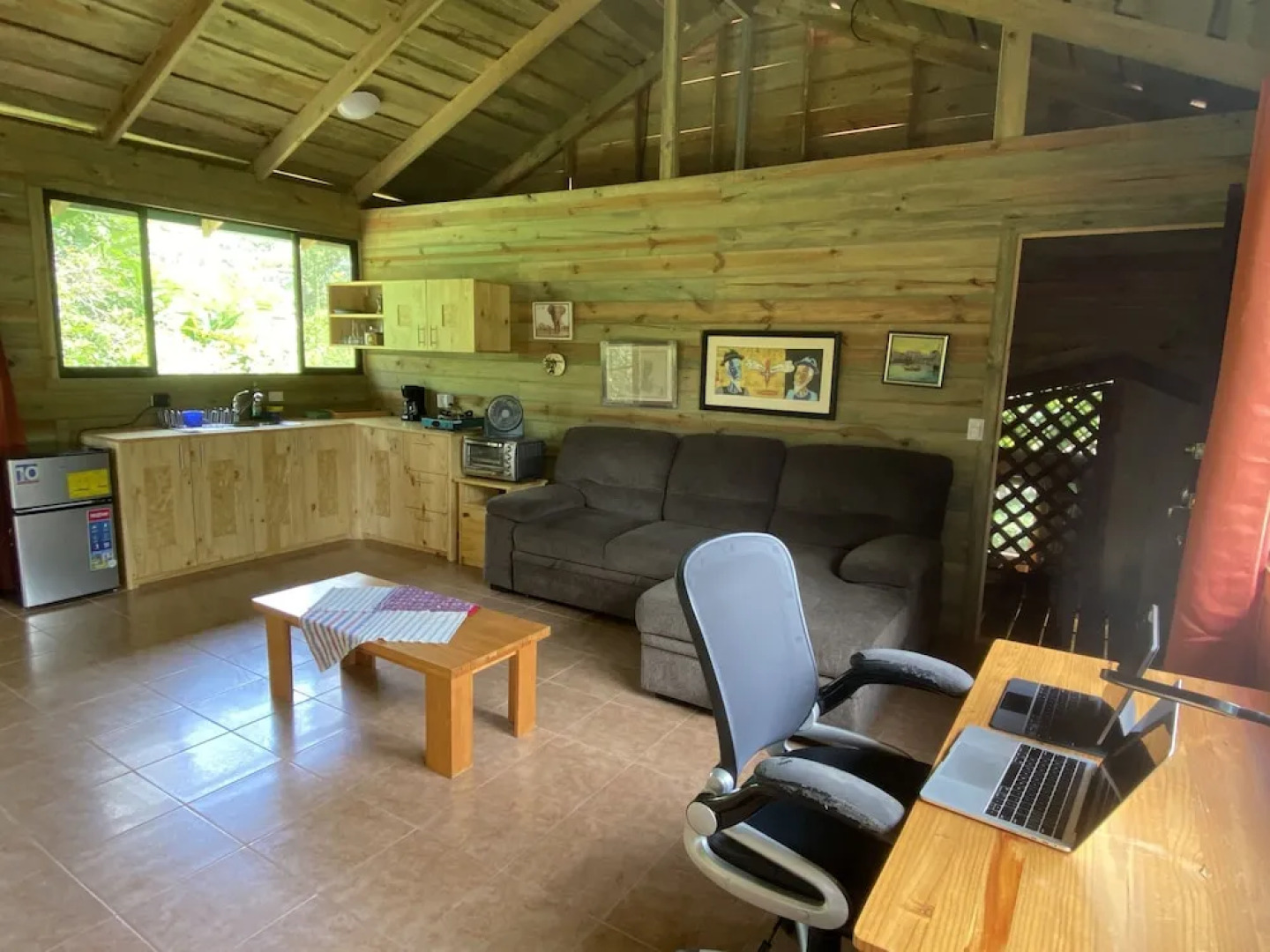 Uvita Oasis Retreat with Villa Cabins and Apartment