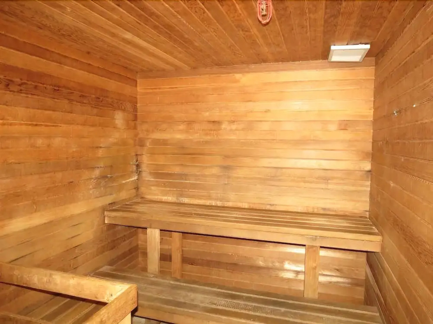 Moore Suites - Waterfront Place