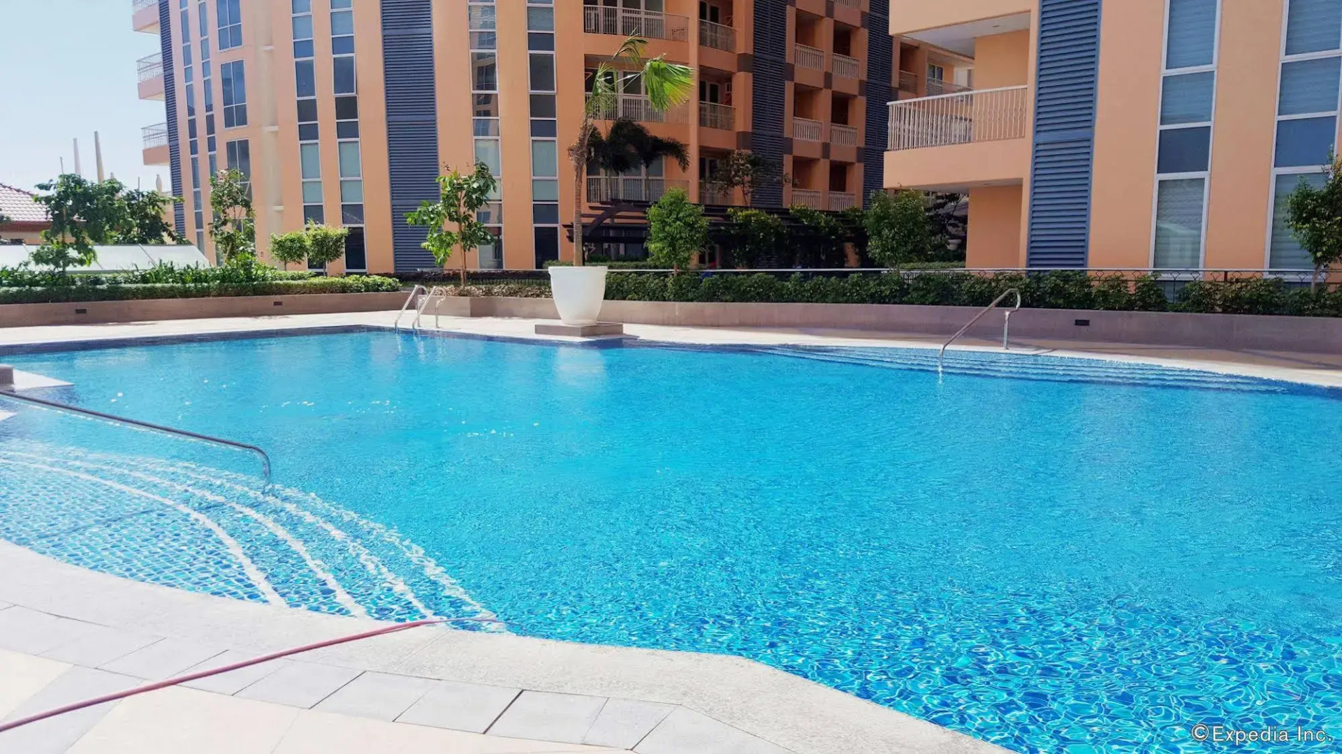 MaxStays - Max Style @ The Venice Residences