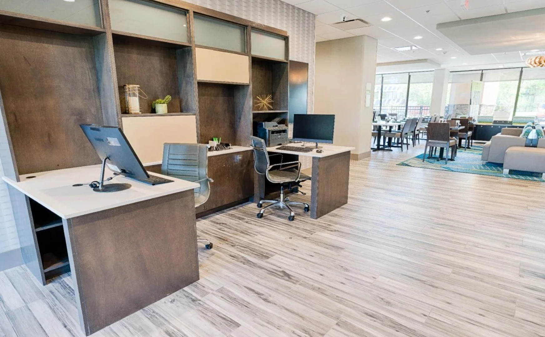 Holiday Inn Knoxville N - Merchant Drive by IHG