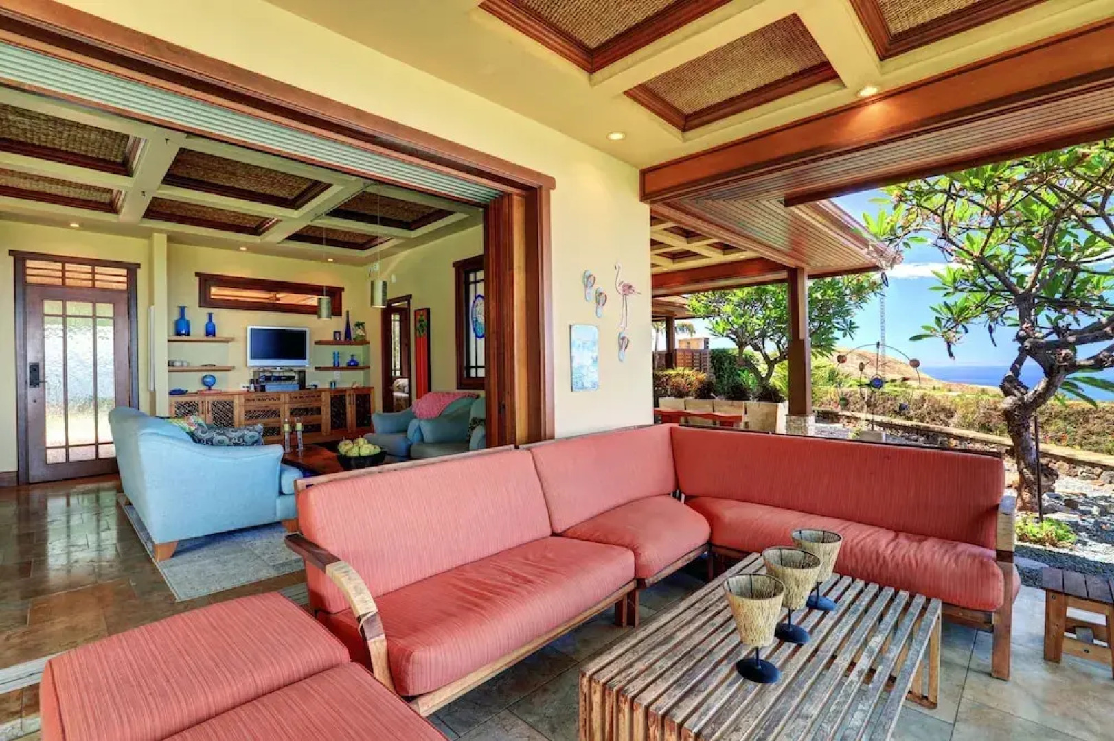Aloha Spirit Maui 2 Bedroom Home by RedAwning