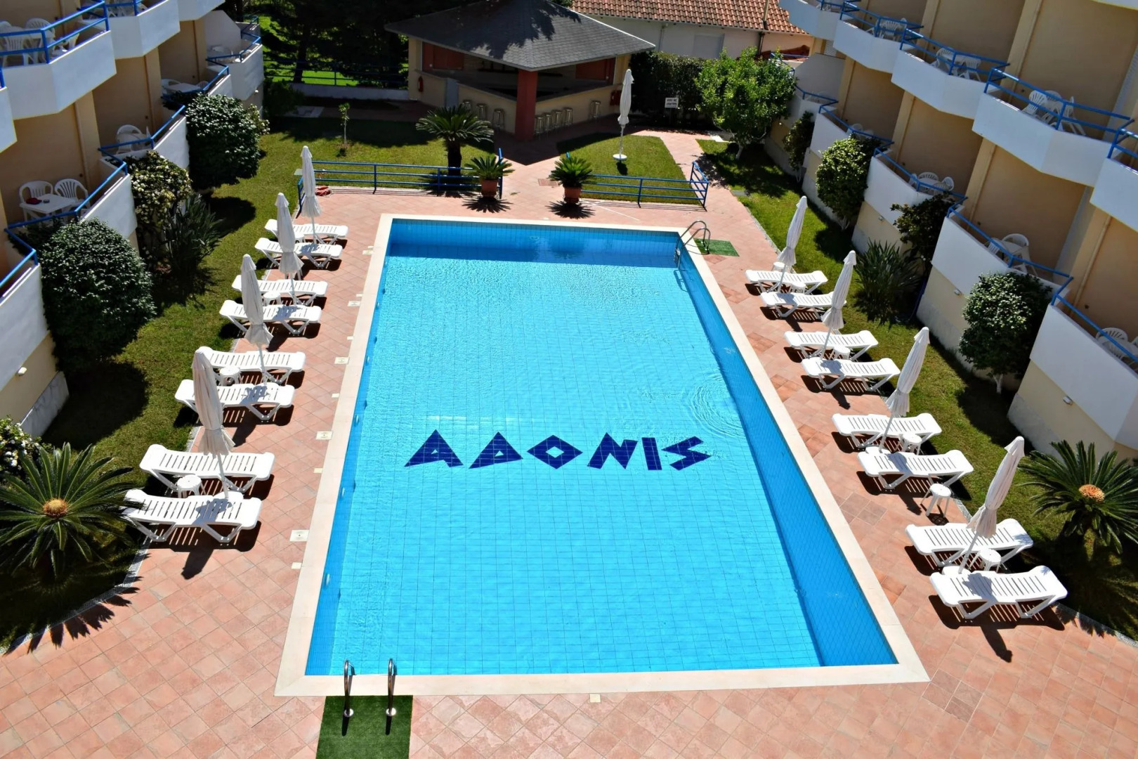 Adonis Hotel