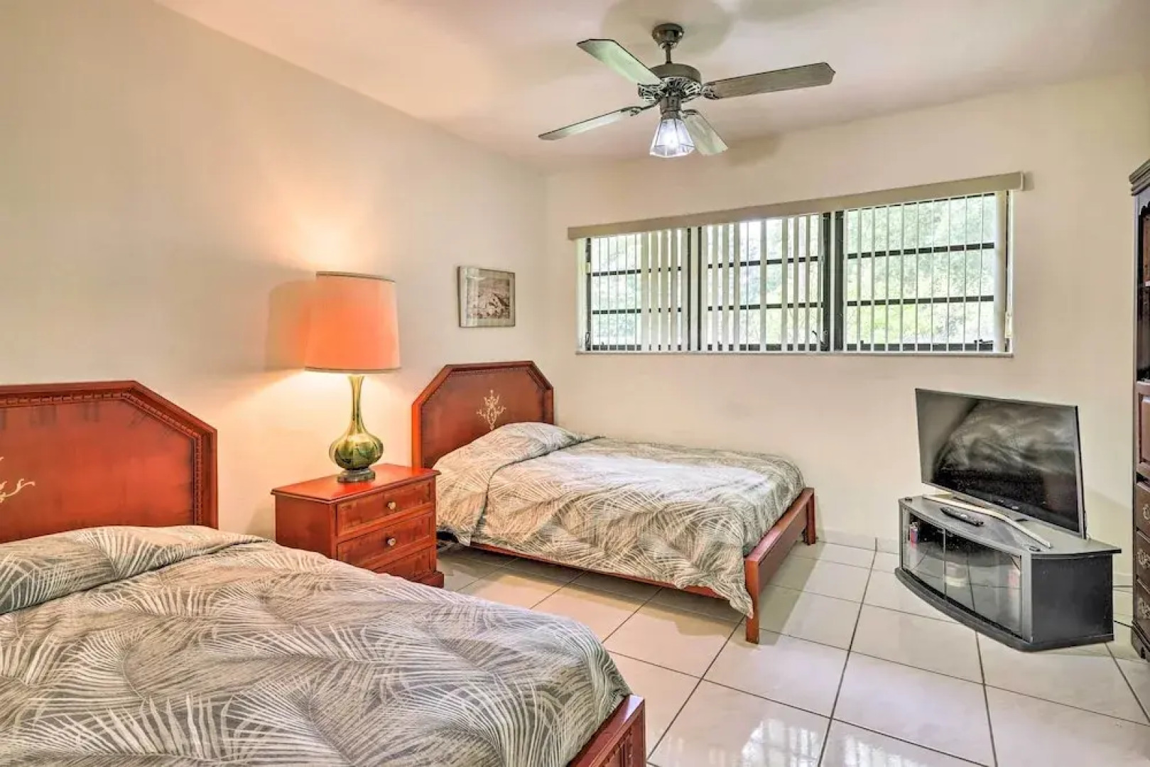 Home w/ Pool in Upscale Pinecrest Village