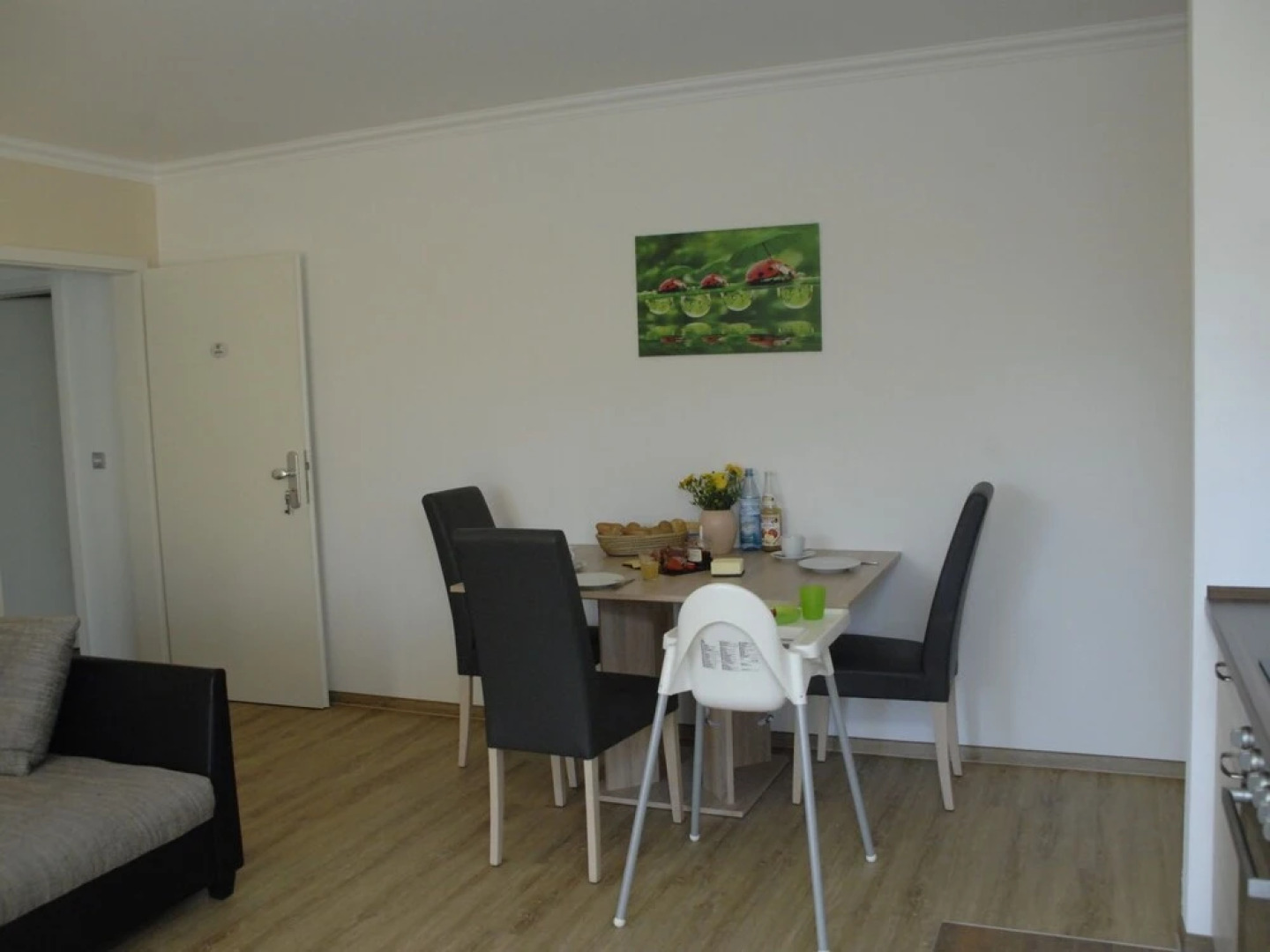 Luxurious Seaside Apartment in Pepelow