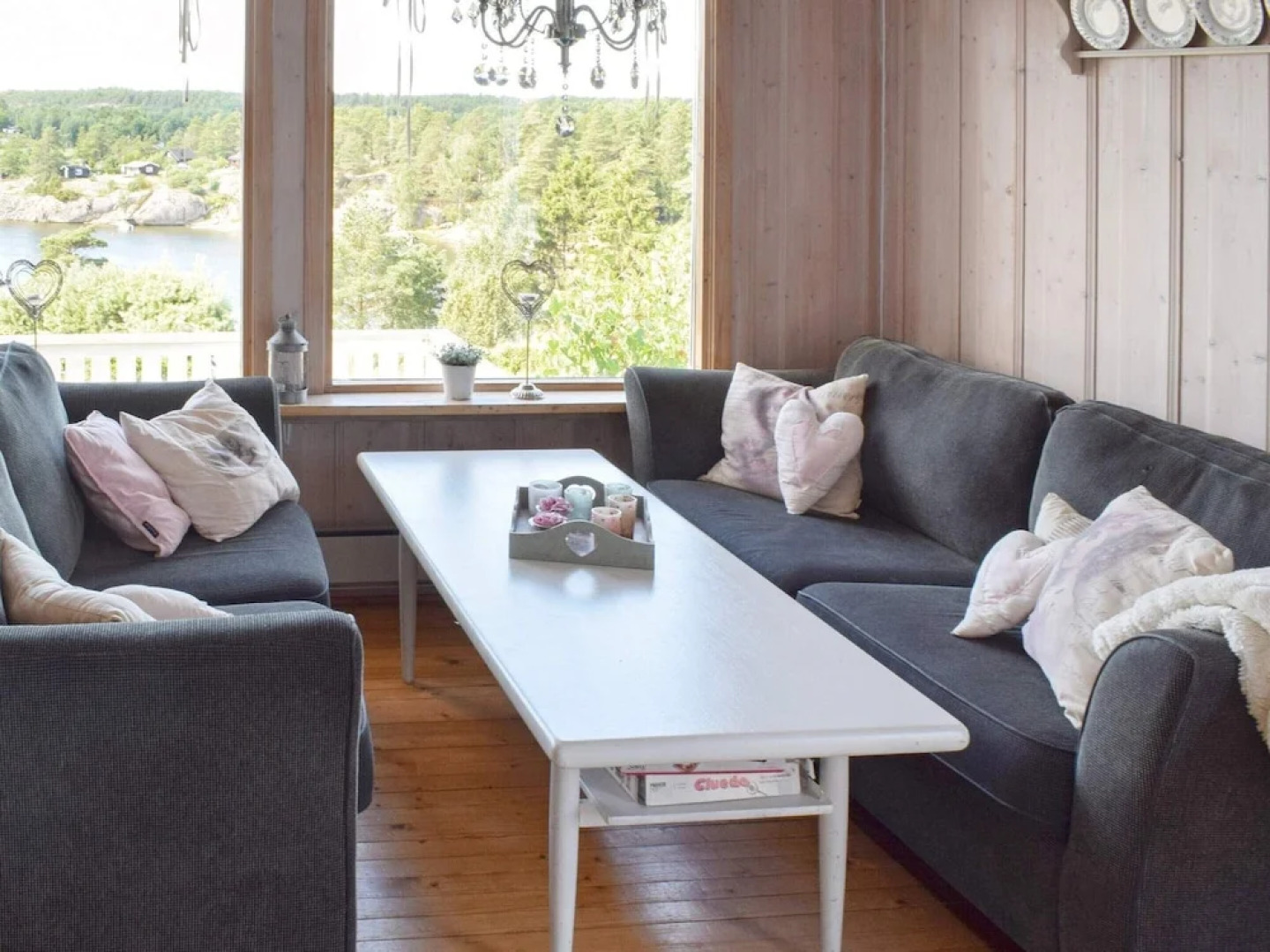 8 Person Holiday Home in Berg