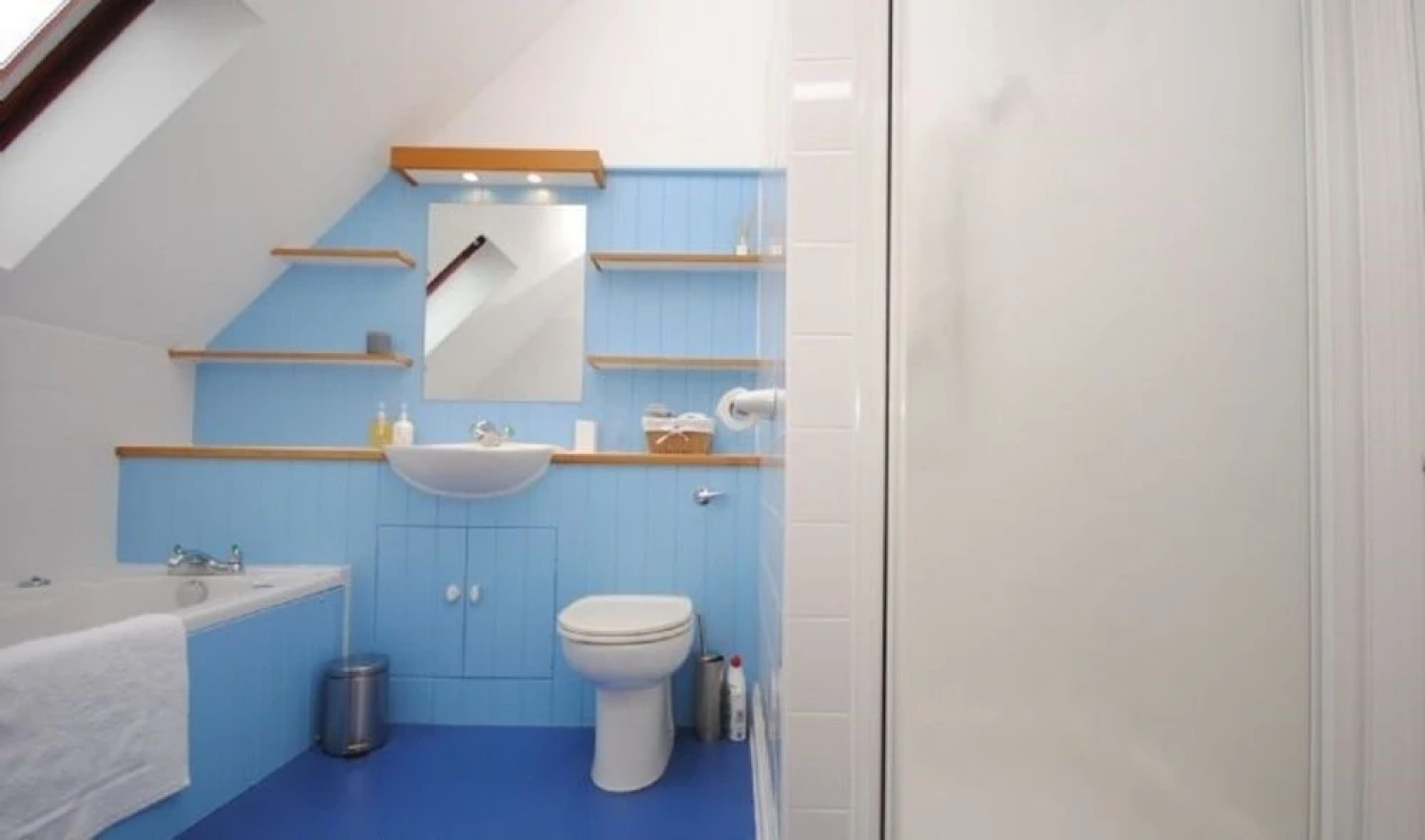 Old Lock Cottage, Birdham 397455