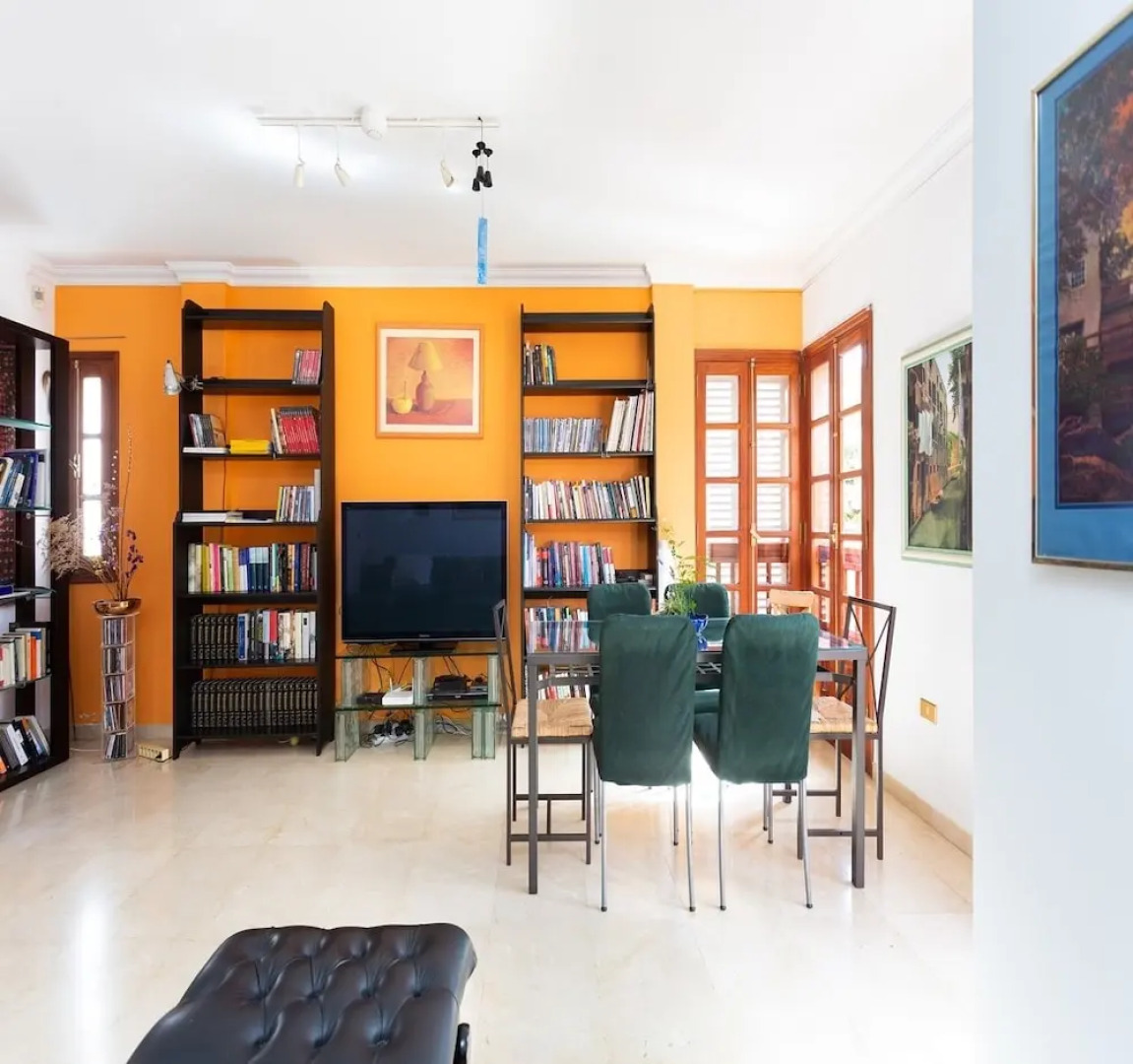 Live Santa Cruz House