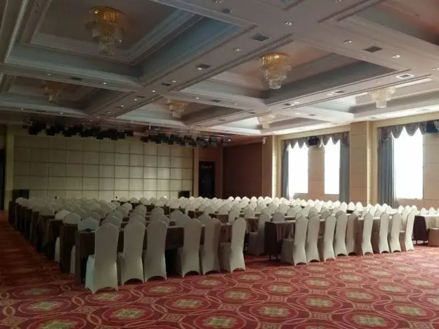 Inzone  Garland  Hotel Taian