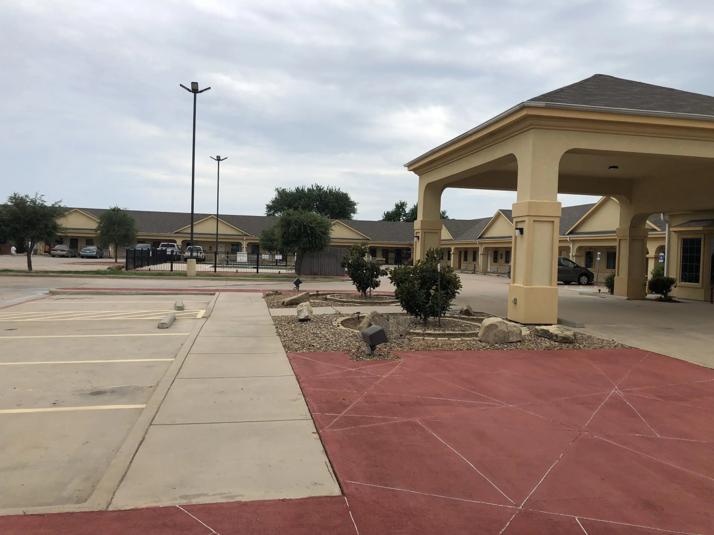 Whitesboro Inn & Suites