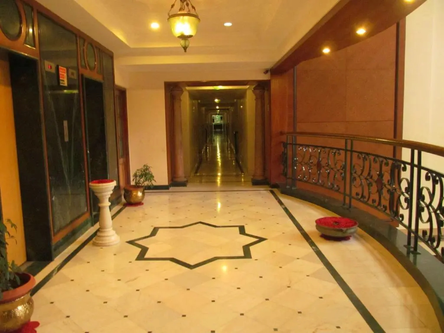 Renest Shraddha Inn - Shirdi