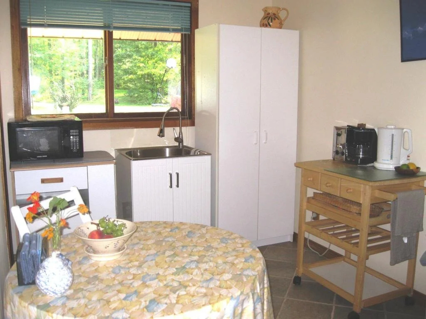 12 Mile Lake Bed and Breakfast