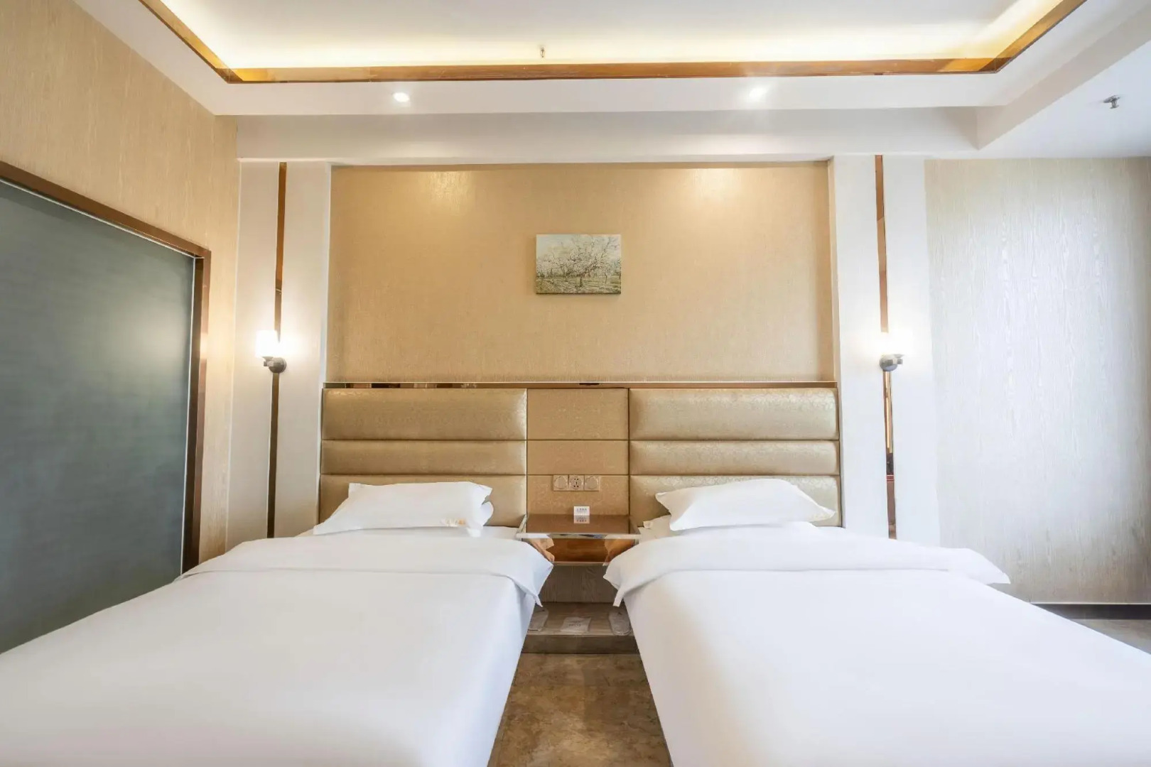 Shache Lantian Hotel