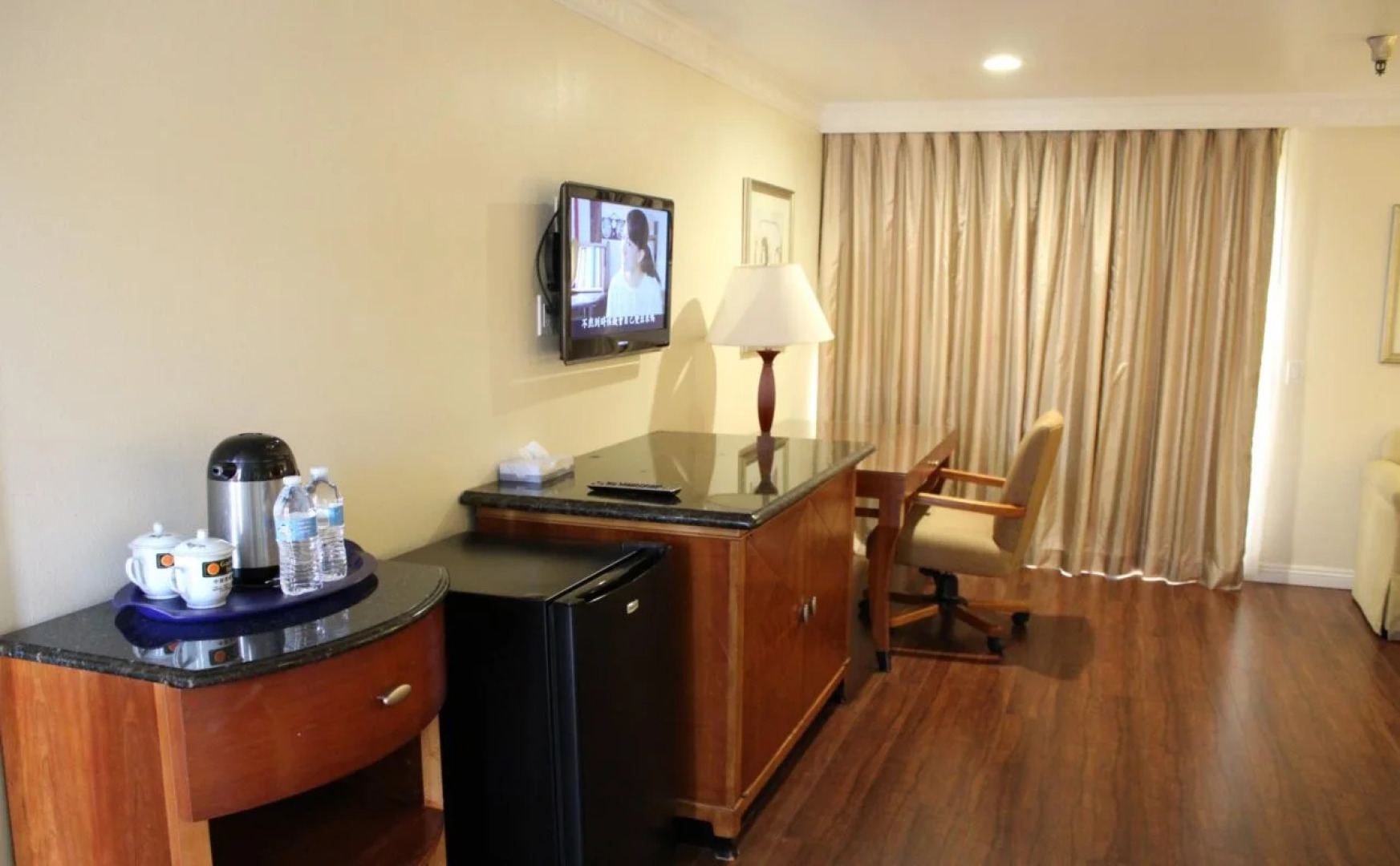 Garvey Inn Hotel - 小台北酒店, Monterey Park