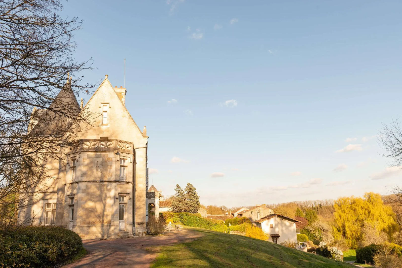 Château de Périgny, The Originals Relais