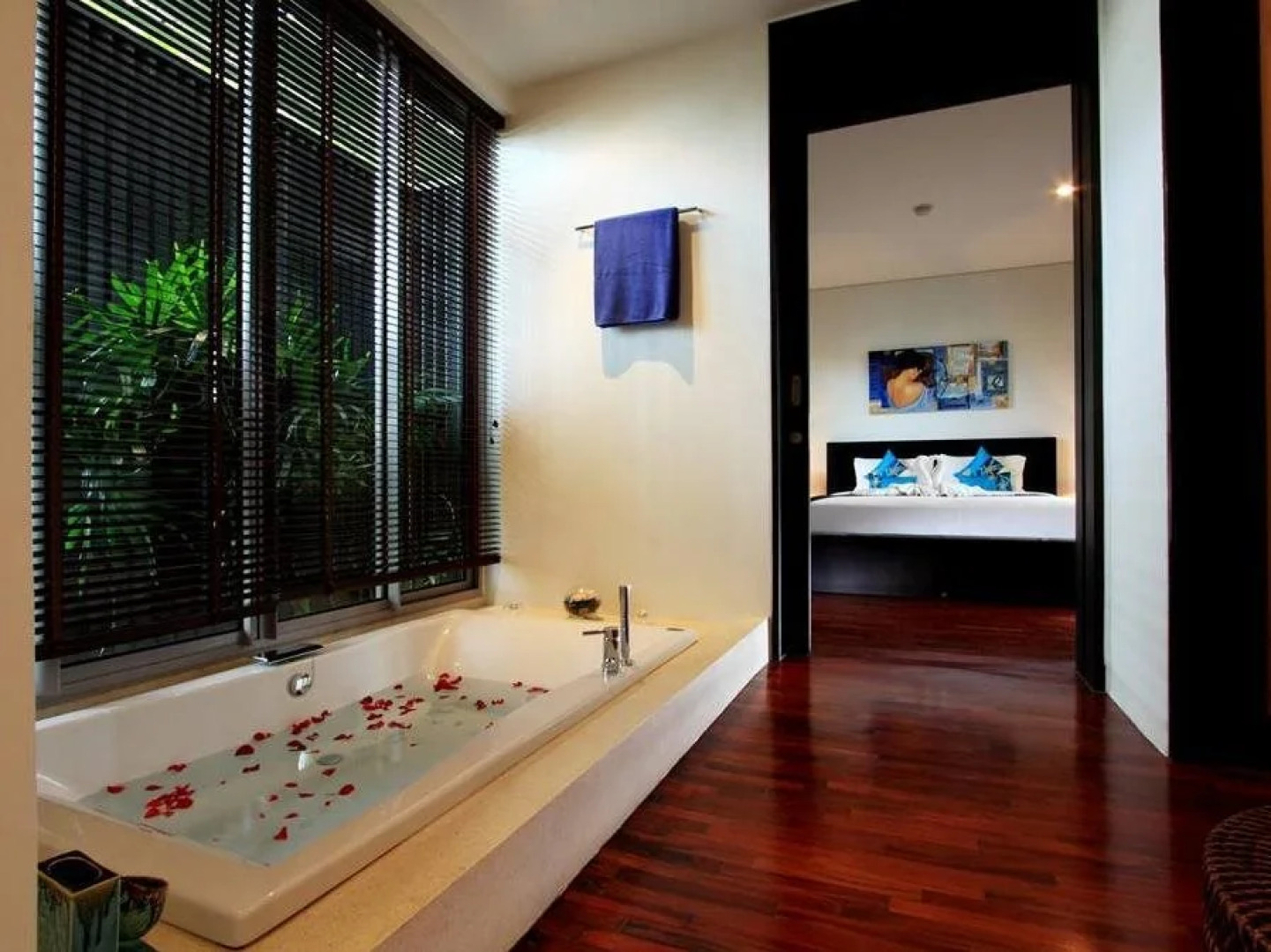 Kata Gardens Apartments