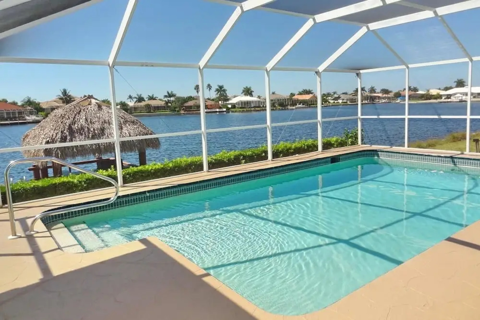 BE324 4 Bedroom Holiday Home by Marco Naples Vacation Homes