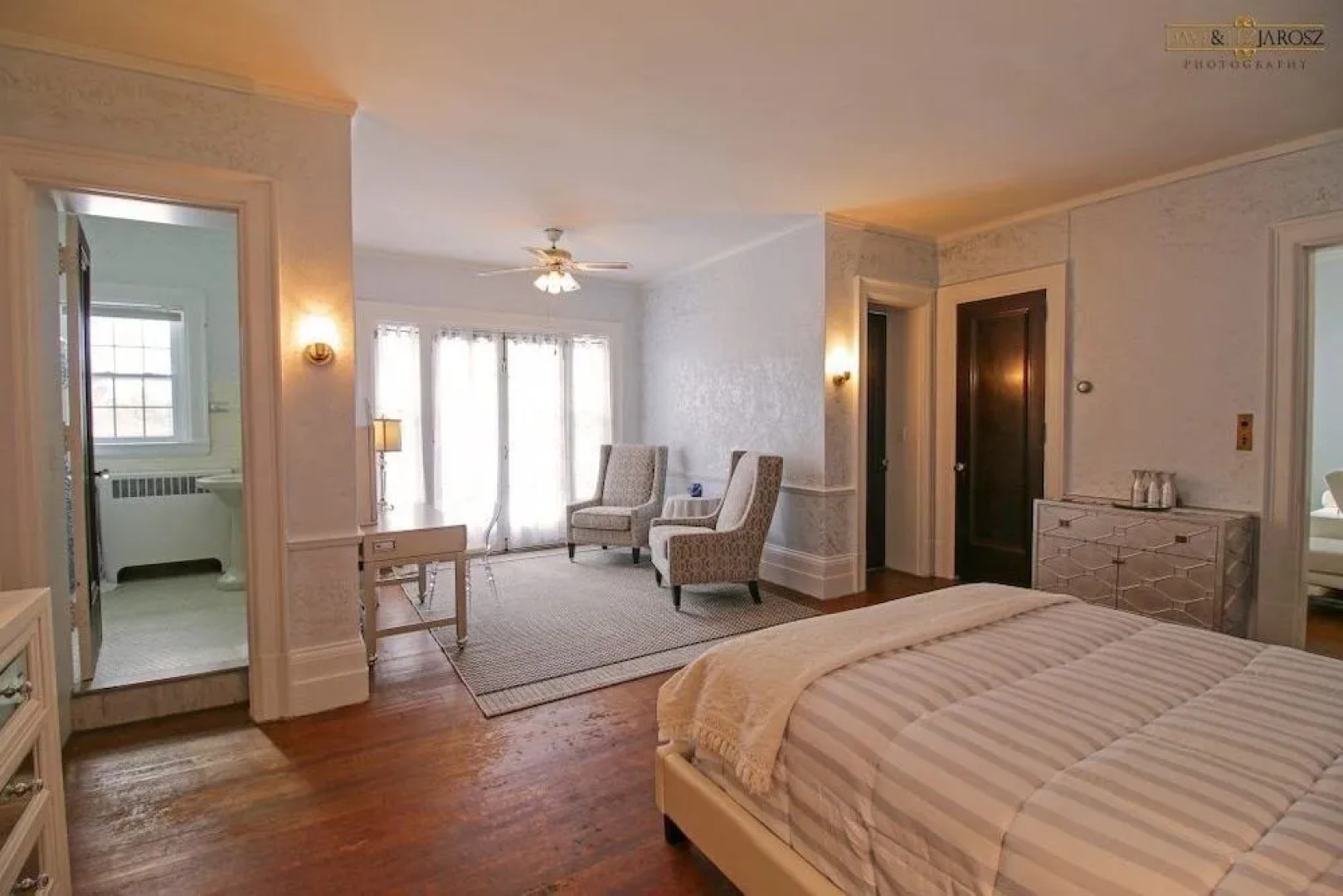 SunCliff on the Lake