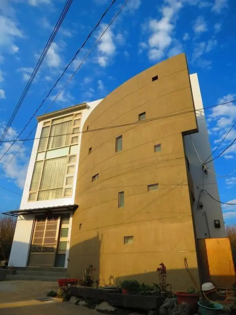 Hong Hu Ju Captain Sung's House