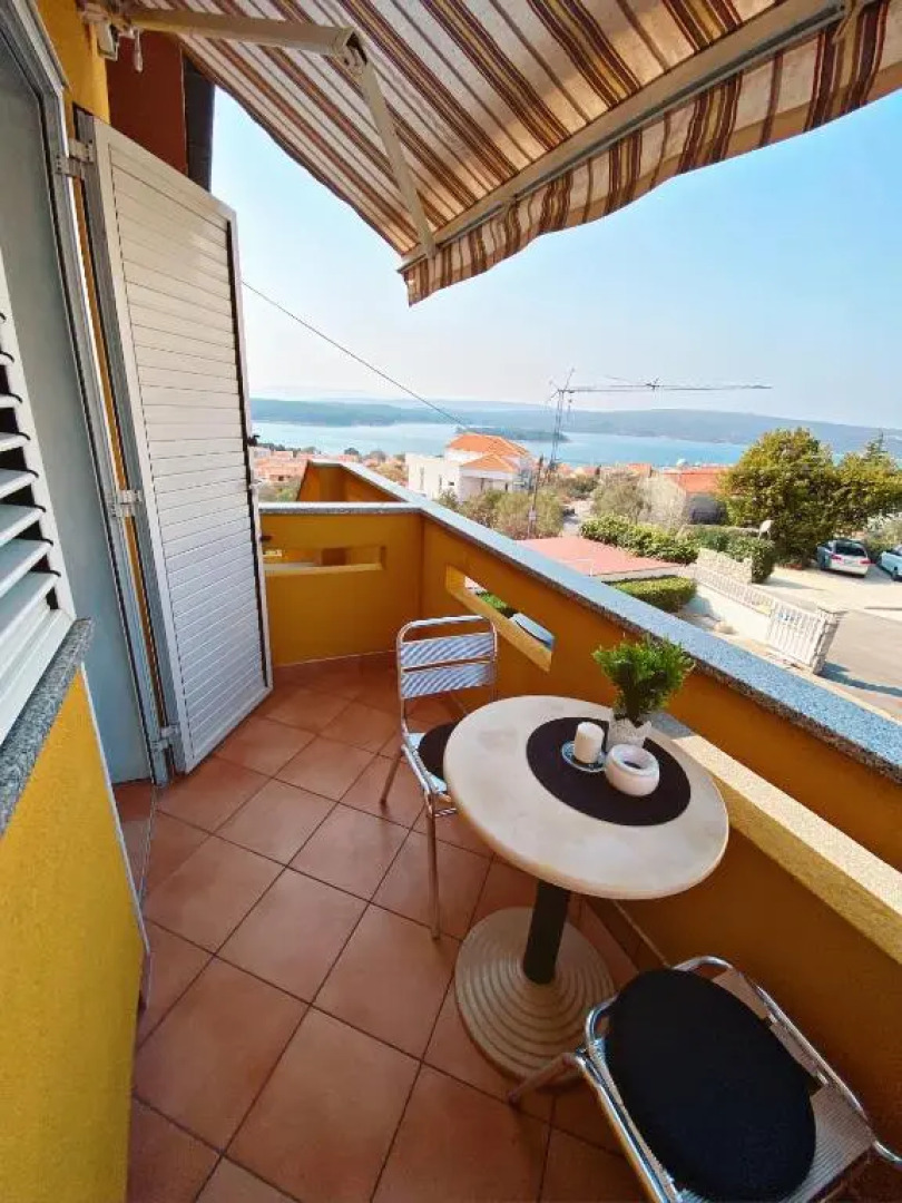 The Manzoni family 4