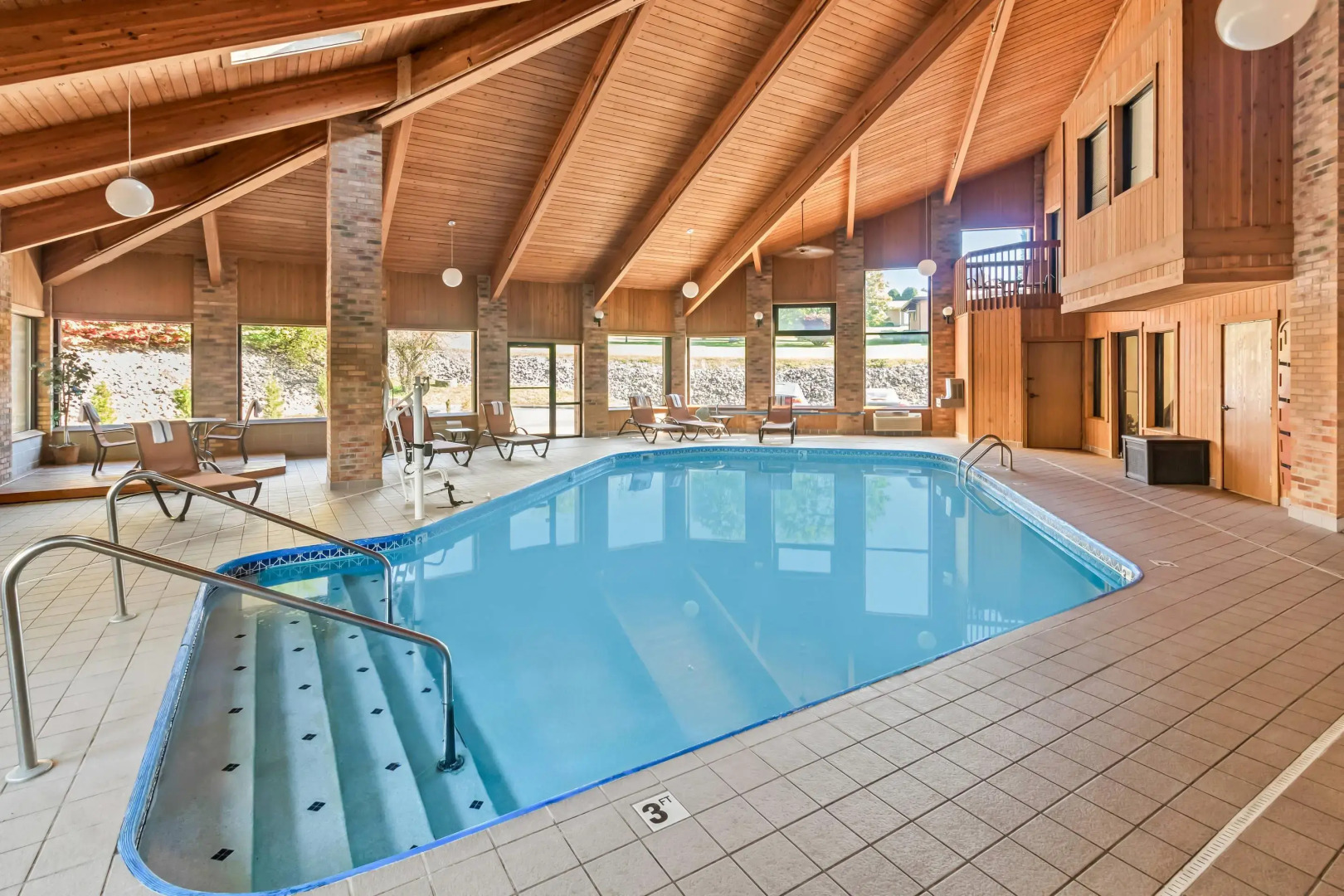 Quality Inn East Liverpool - Calcutta