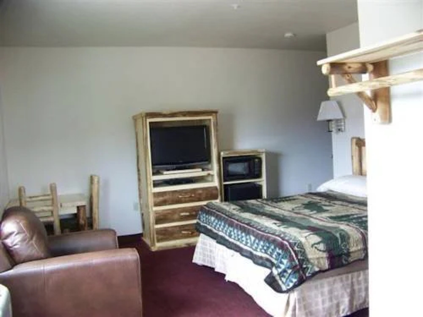 North Park Inn & Suites