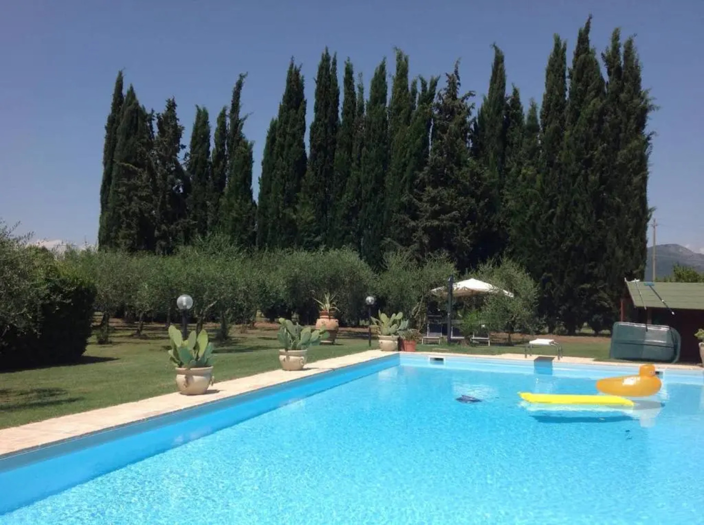 One bedroom villa with shared pool enclosed garden and wifi at Pisa
