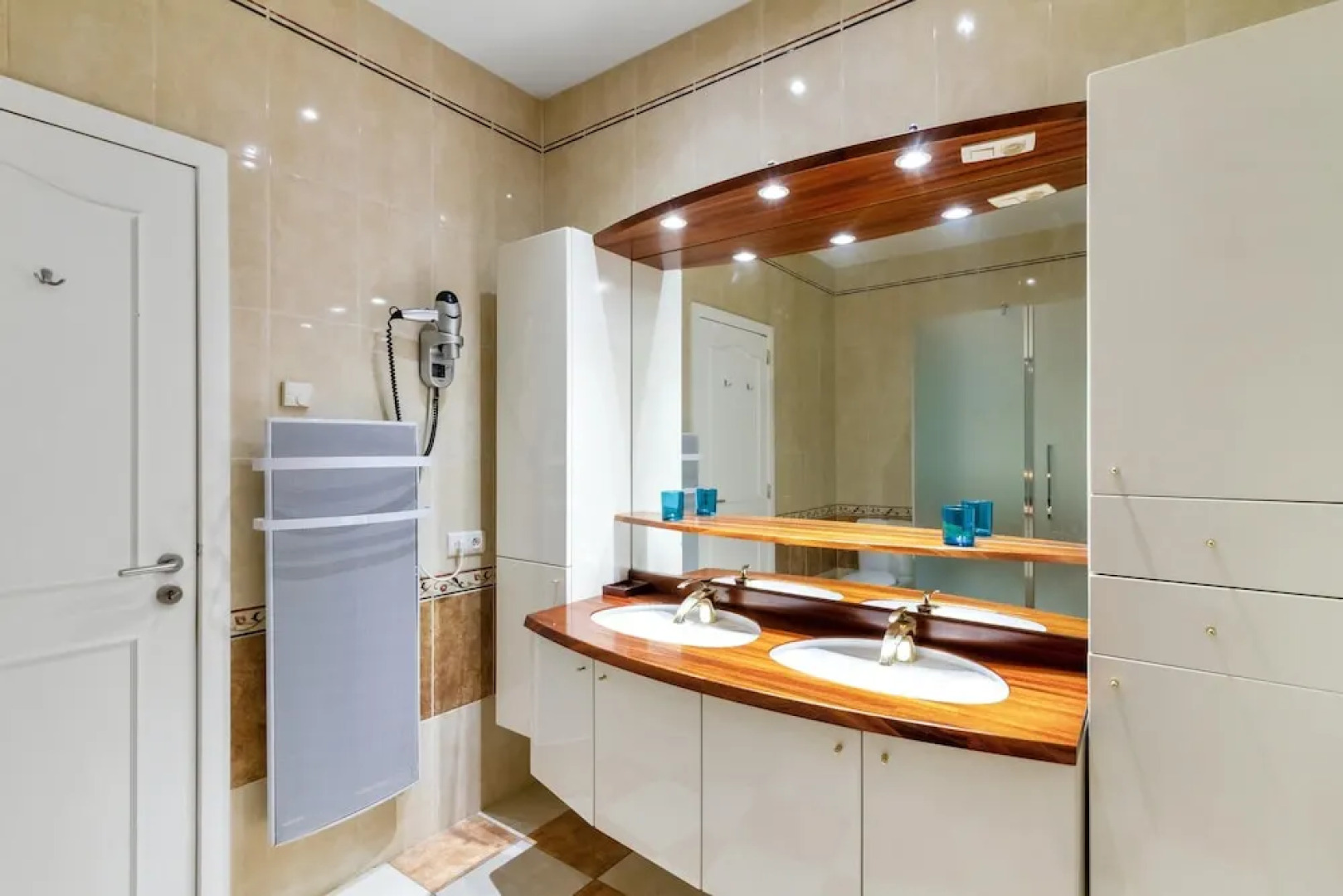 Villa With 4 Bedrooms in Prayssac, With Wonderful Mountain View, Priva