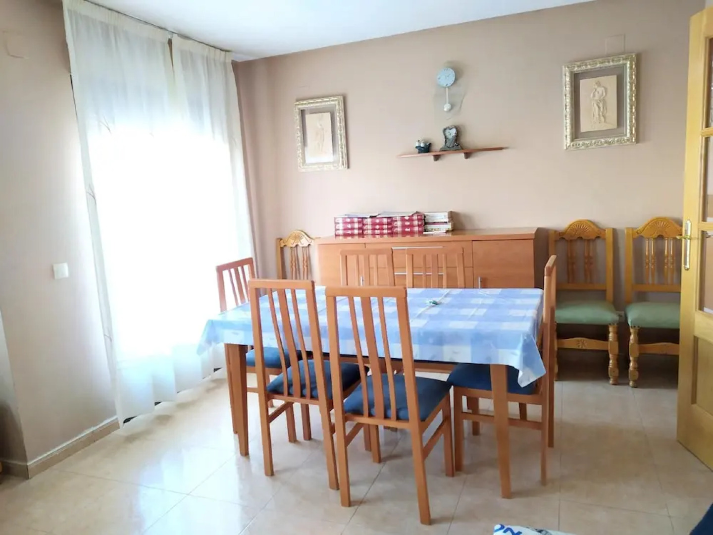 Chalet With 4 Bedrooms in Burgohondo, With Wonderful Mountain View and Enclosed Garden