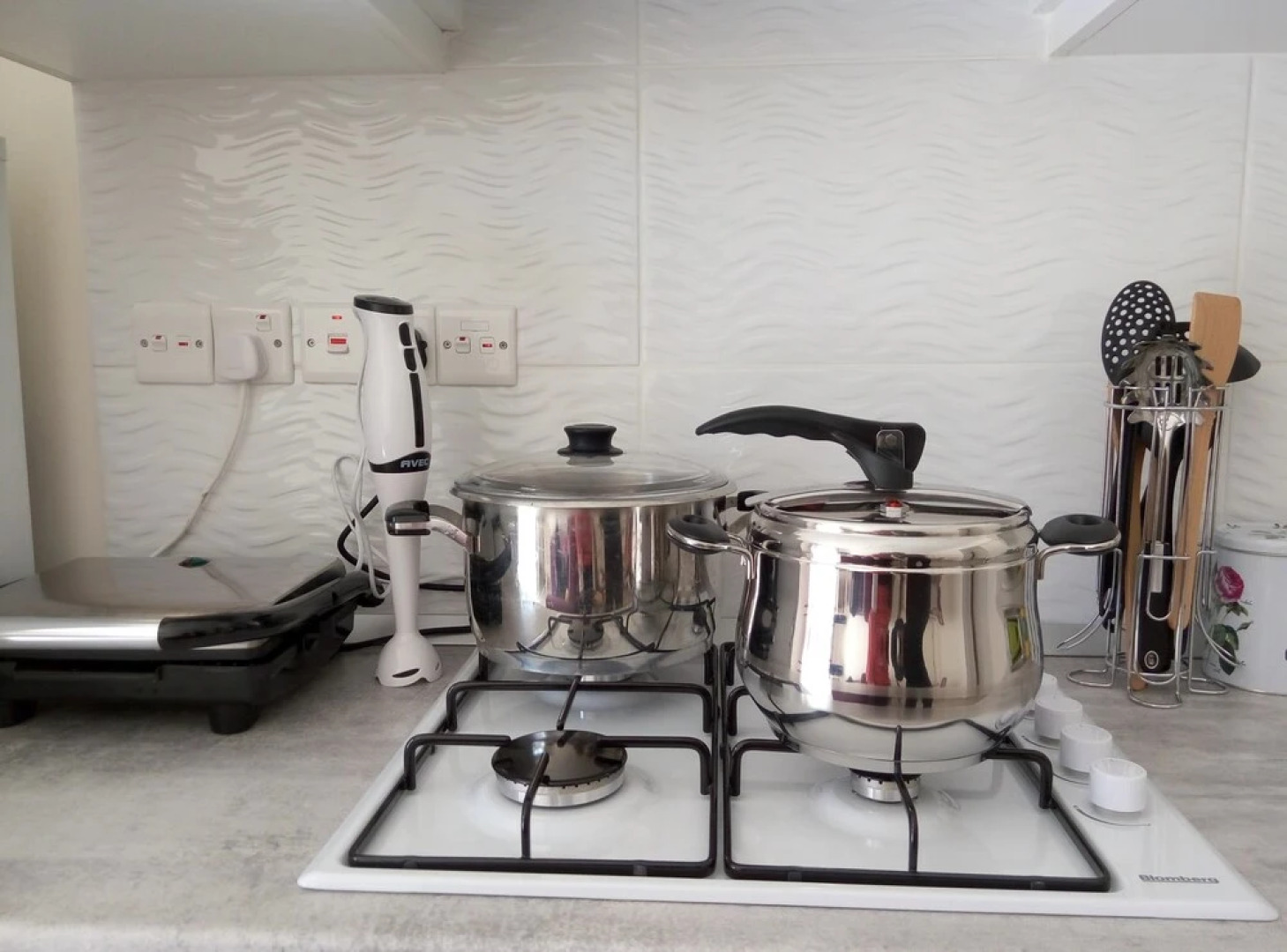 One Bedroom Apartment at Longbeach