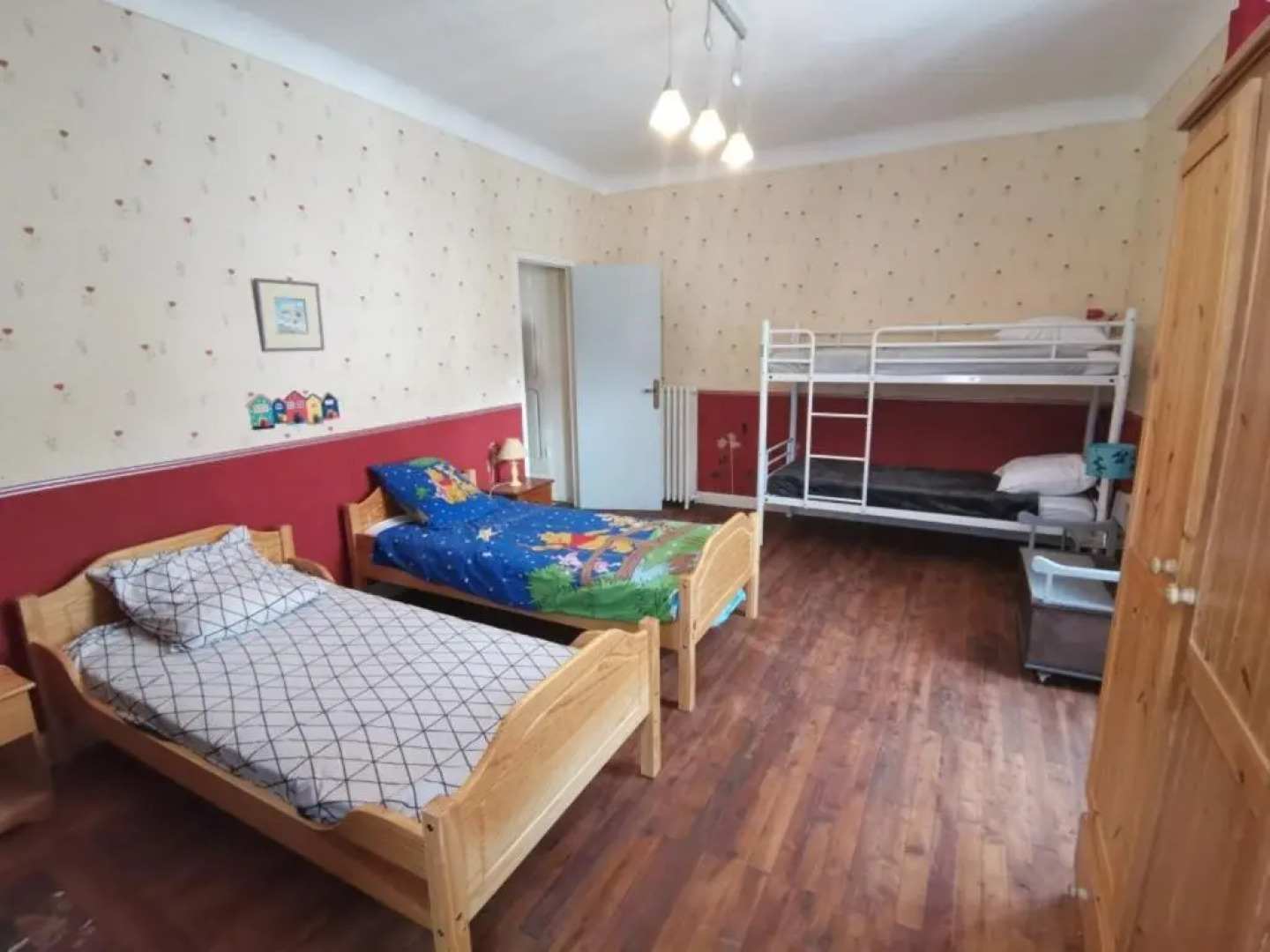 Maison Chorges, 4 pièces, 6 personnes - FR-1-469-120