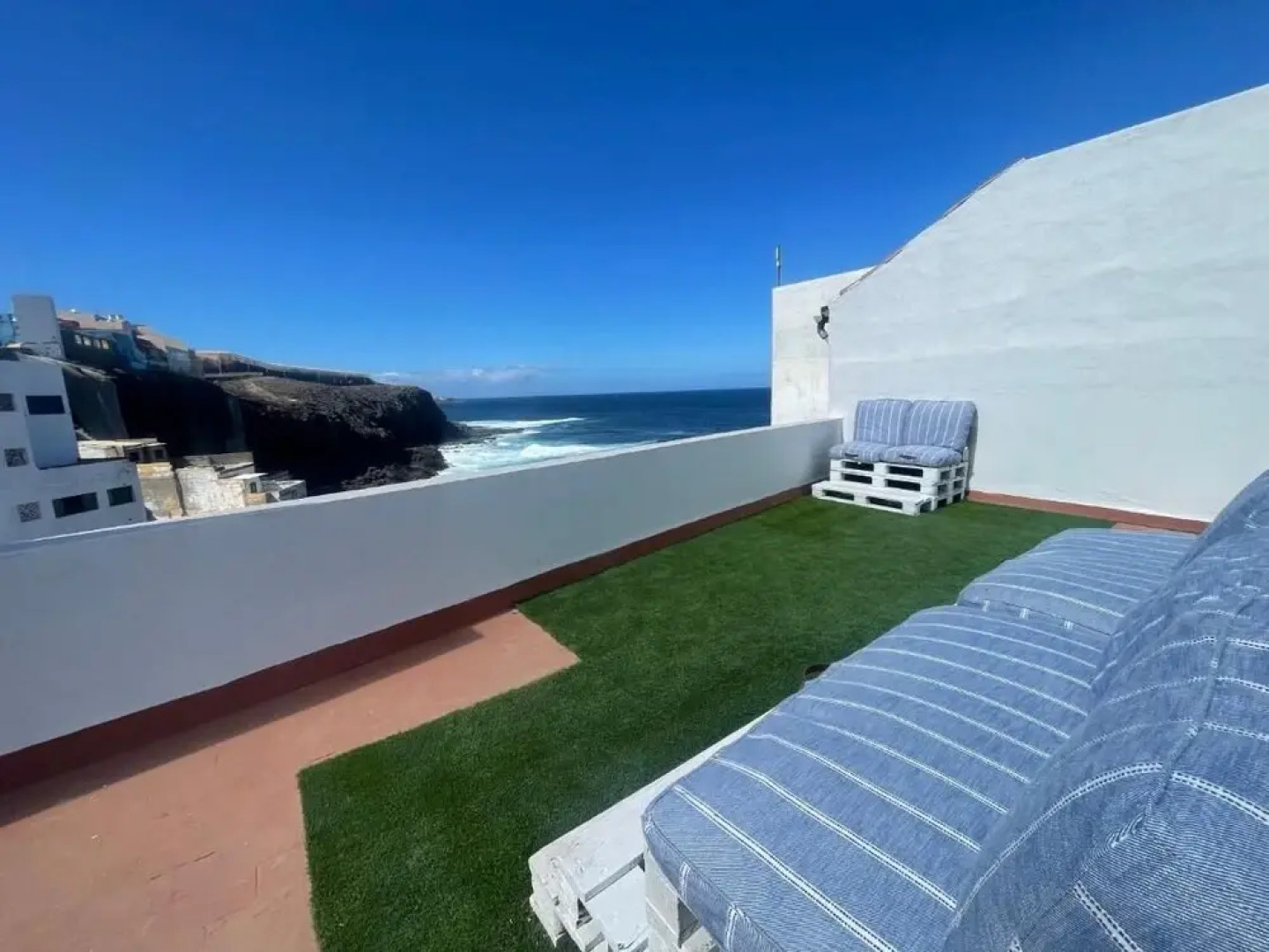 Your Little House in Caleta