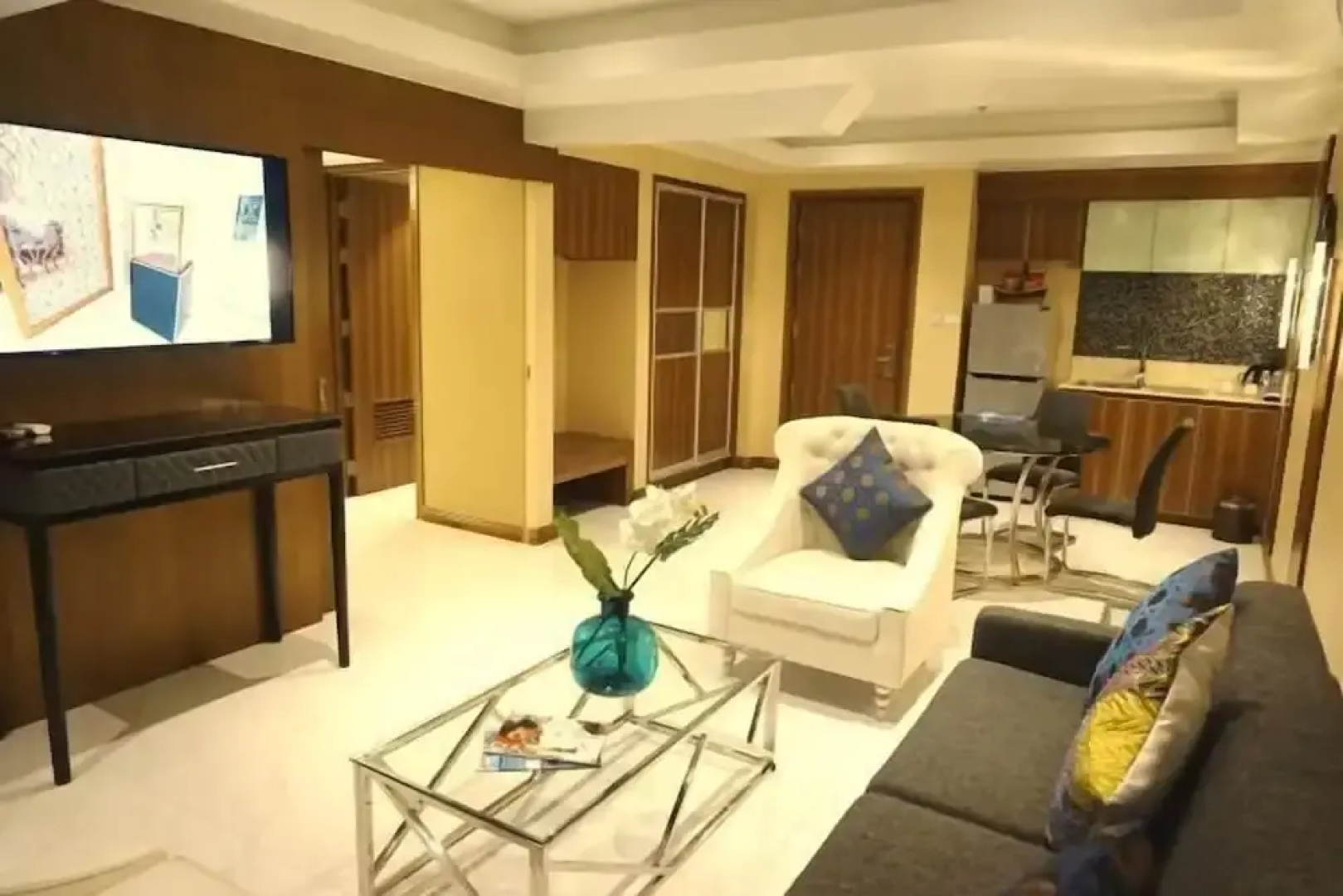 Central Park Reef Resort