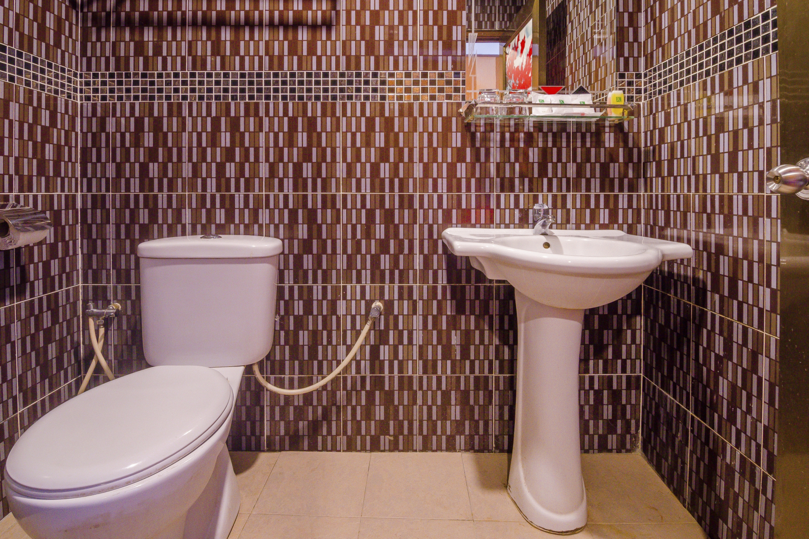 OYO 90134 K Garden Hotel