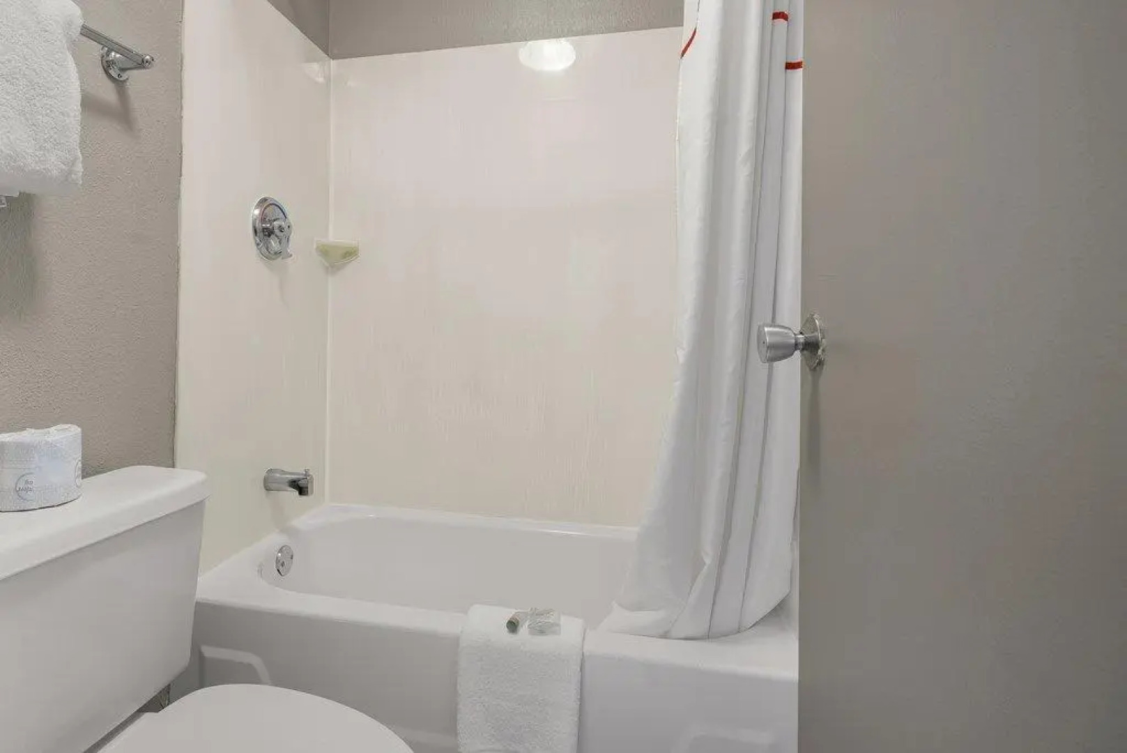 Red Roof Inn Detroit - Royal Oak/ Madison Heights