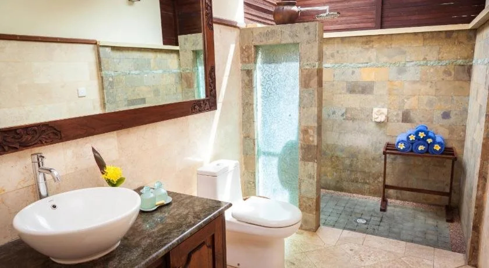 Blue Moon Villas