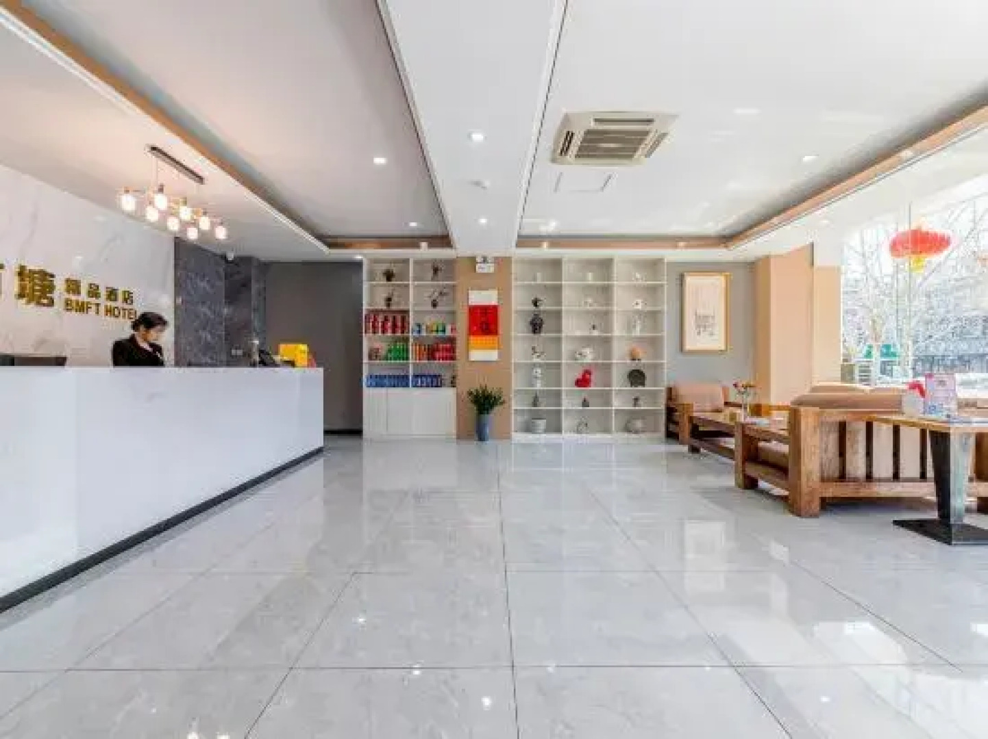 Half acre  fangtang Hotel