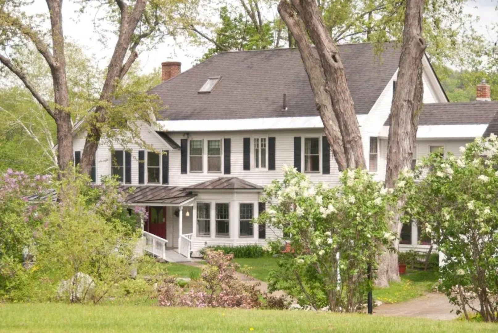 Golden Stage Inn B&B