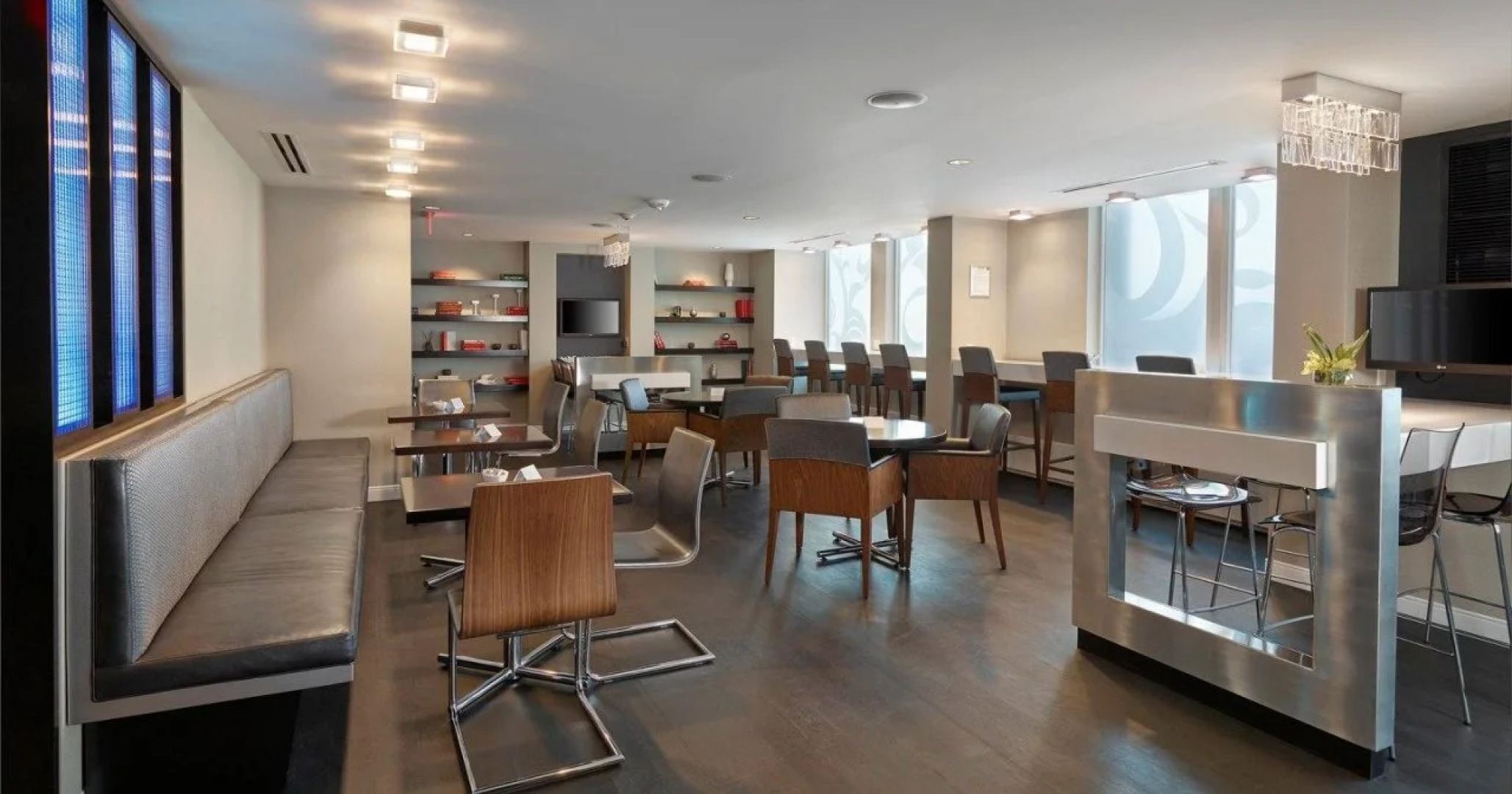 Renaissance Edmonton Airport Hotel