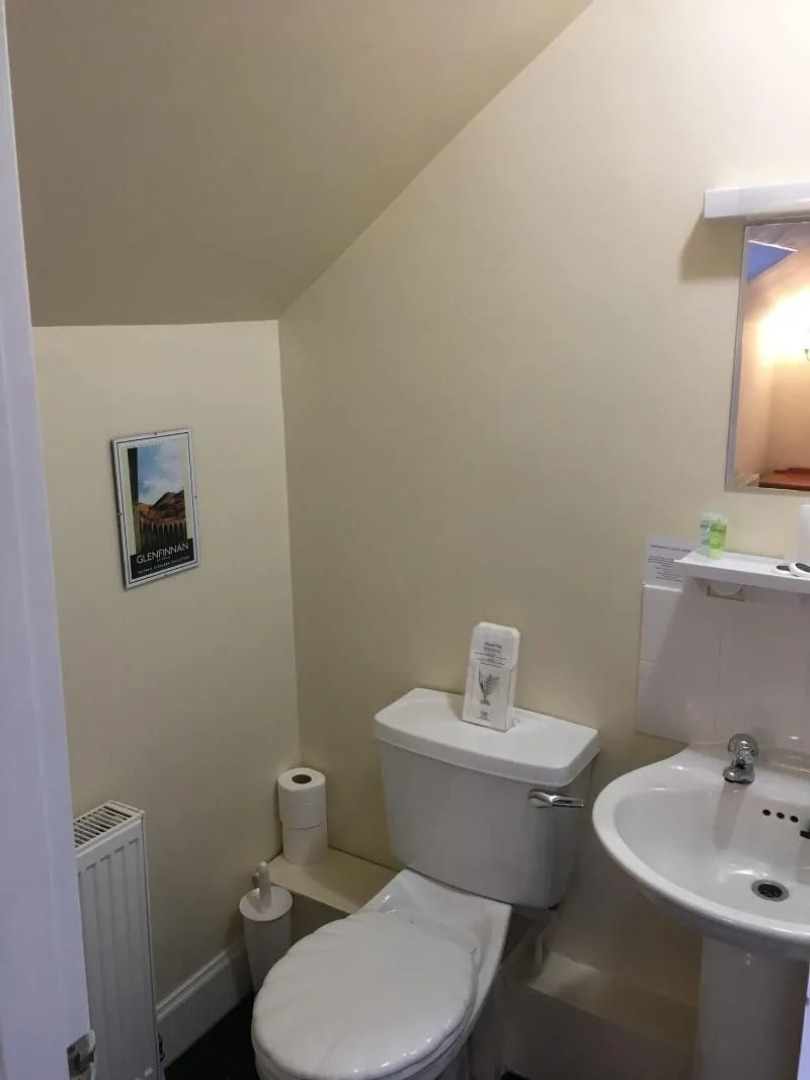 Loch Shiel House Hotel