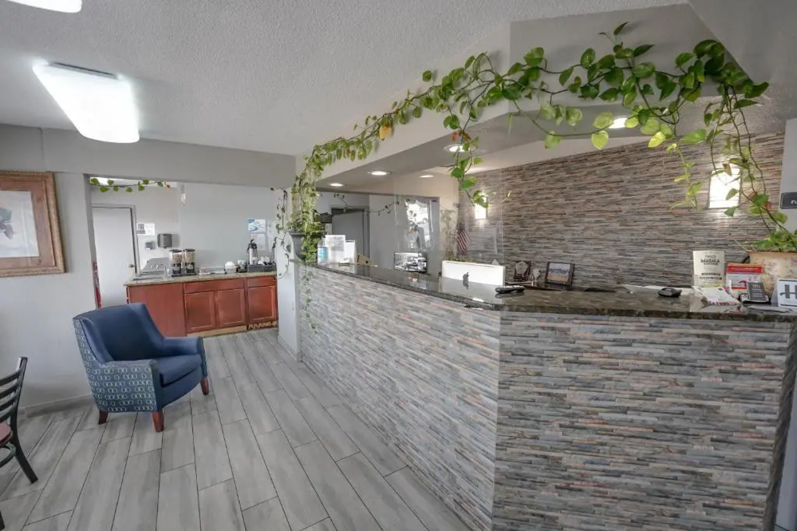 Executive Inn Locust Grove