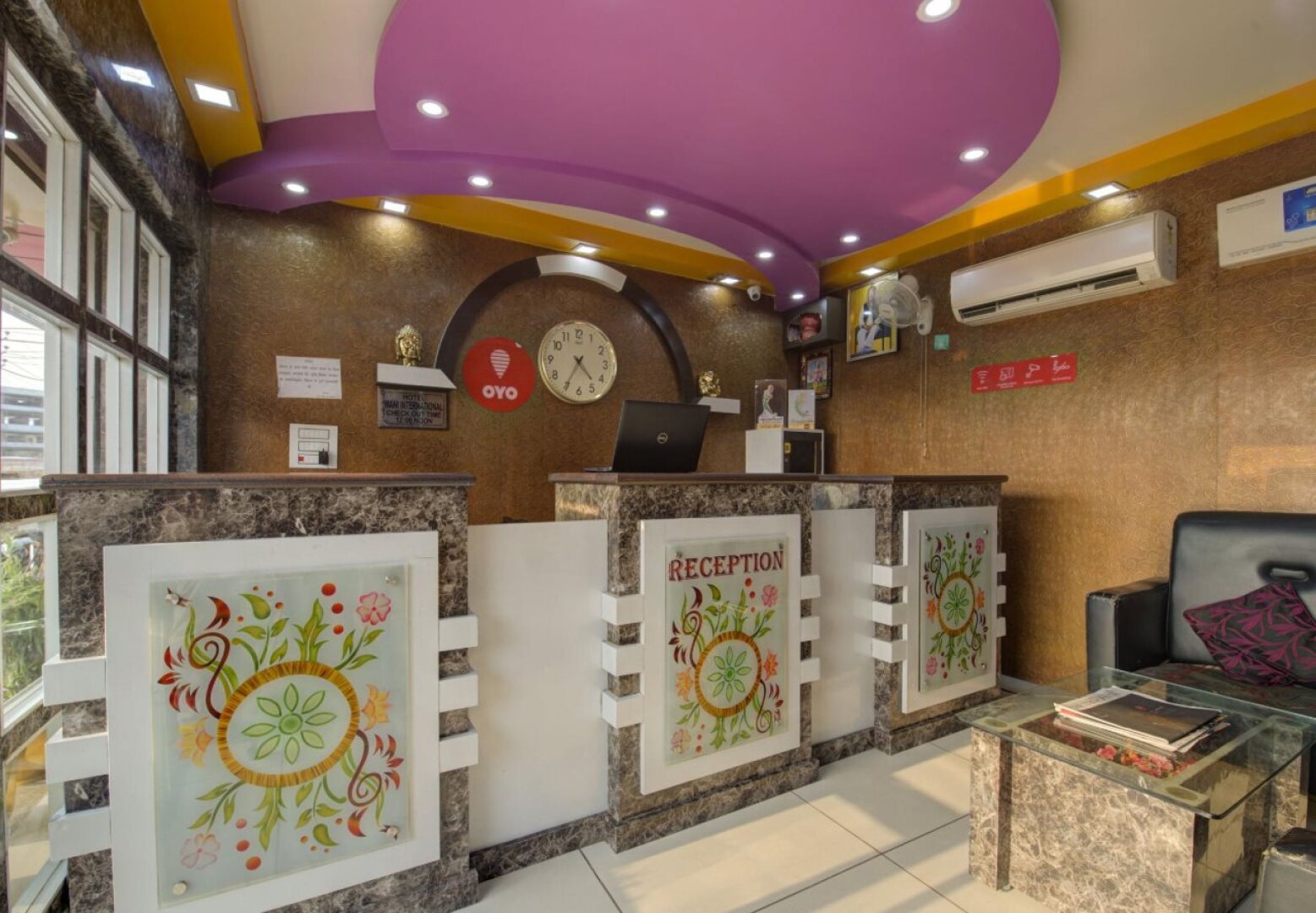 Hotel Mani International