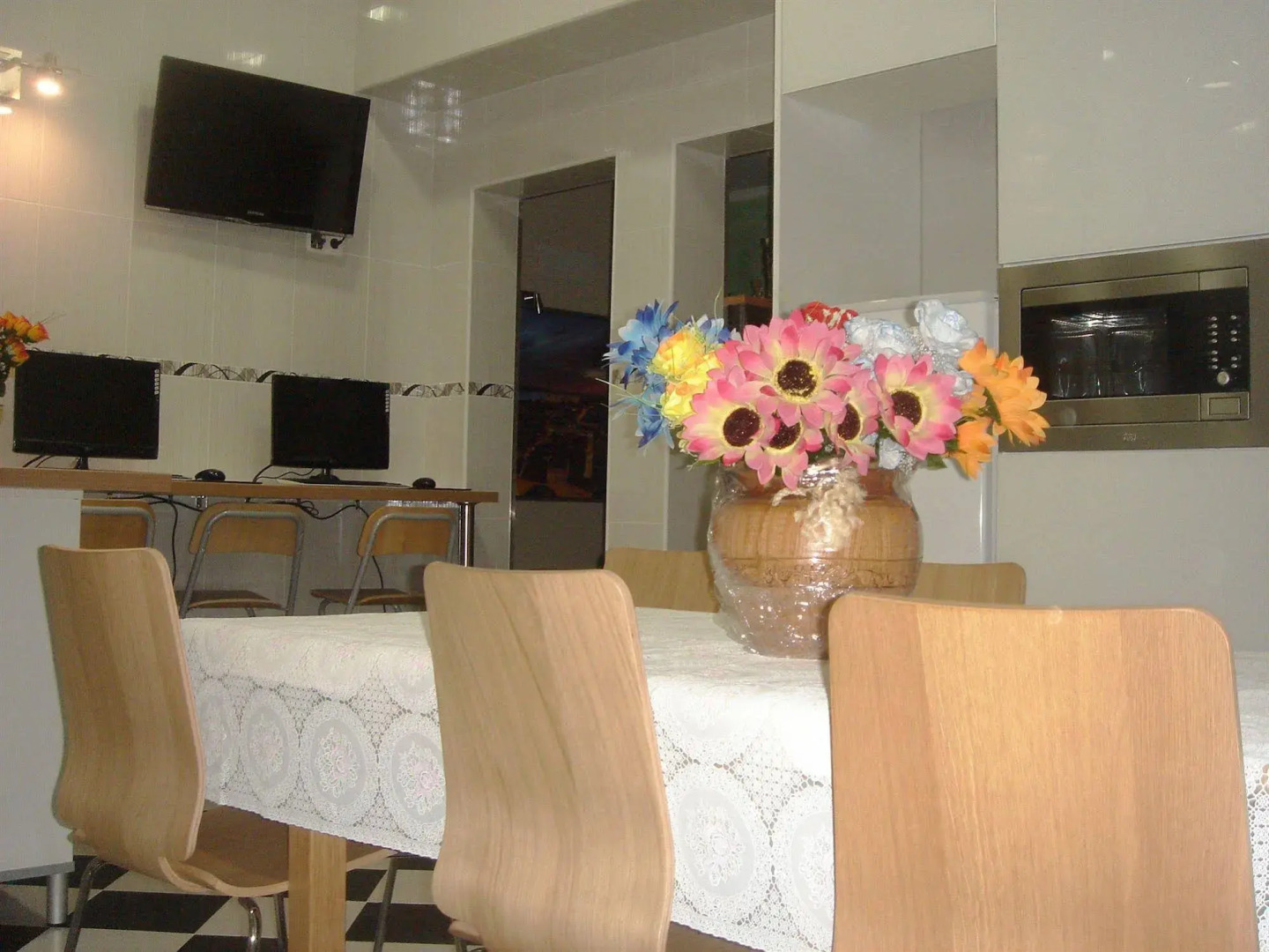 DownTown Guest House