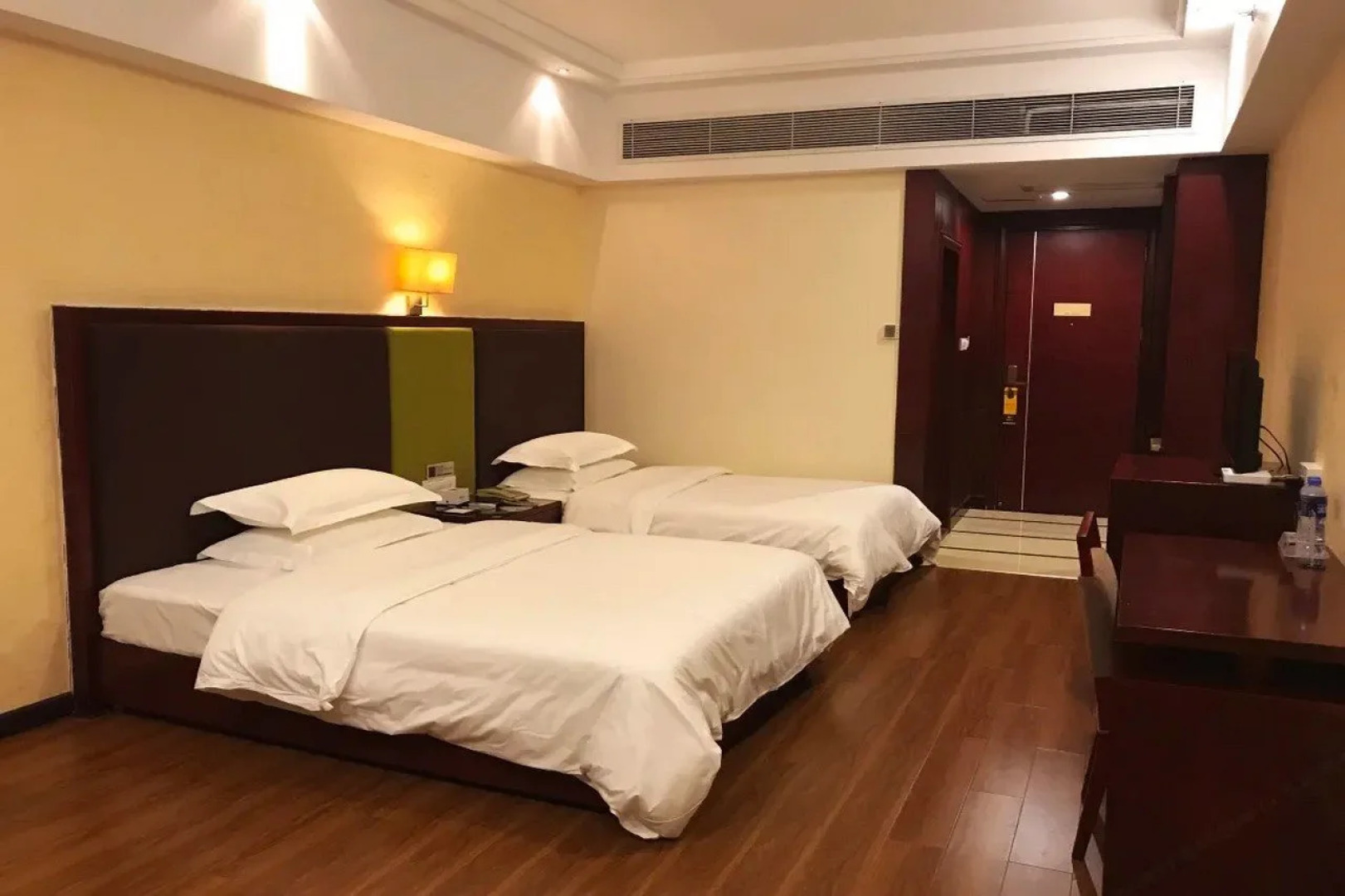 Jtour Inn Yangjiang Municipal Government