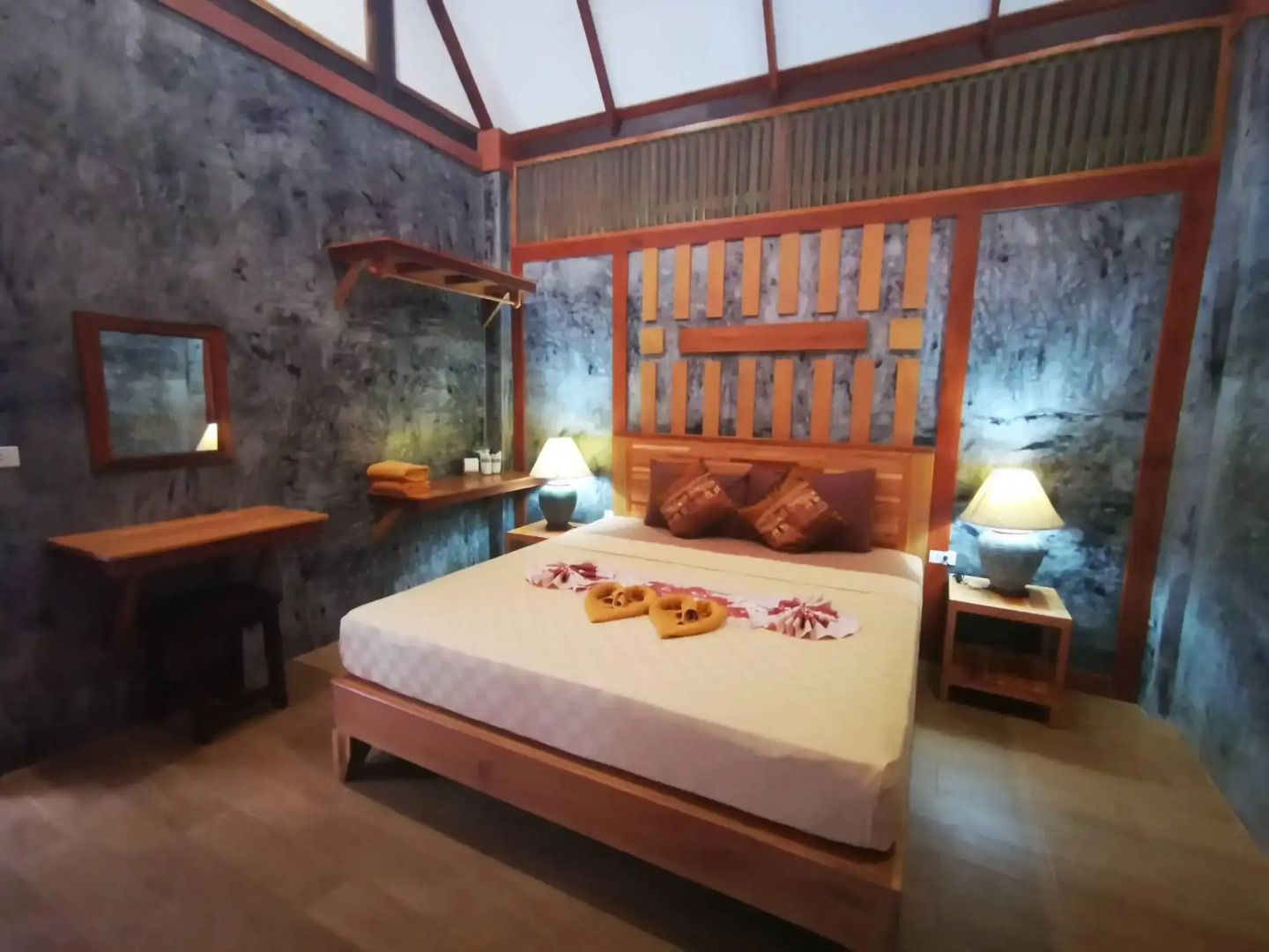 Phi Phi Relax Beach Resort