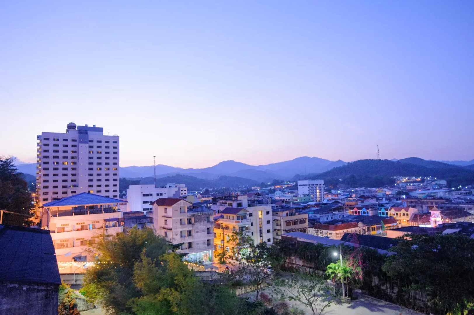 Grand Mandarin Betong Hotel (SHA Extra Plus)