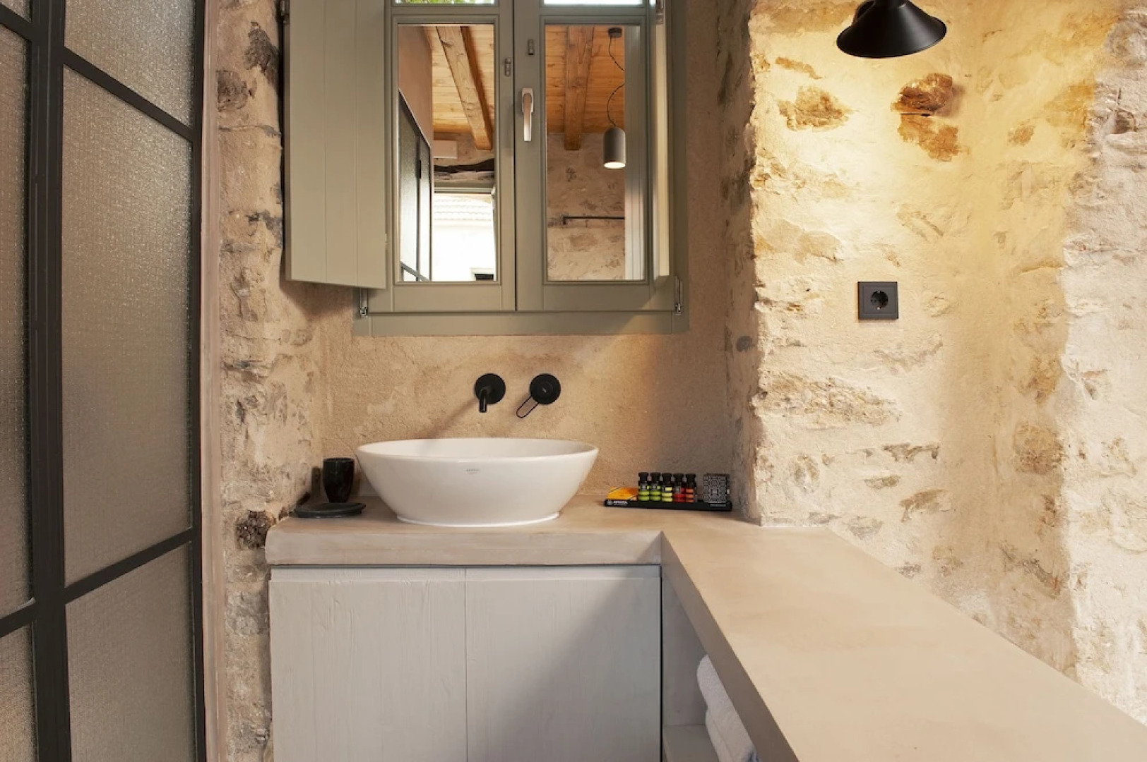 Ruga of Vamvakou Homes