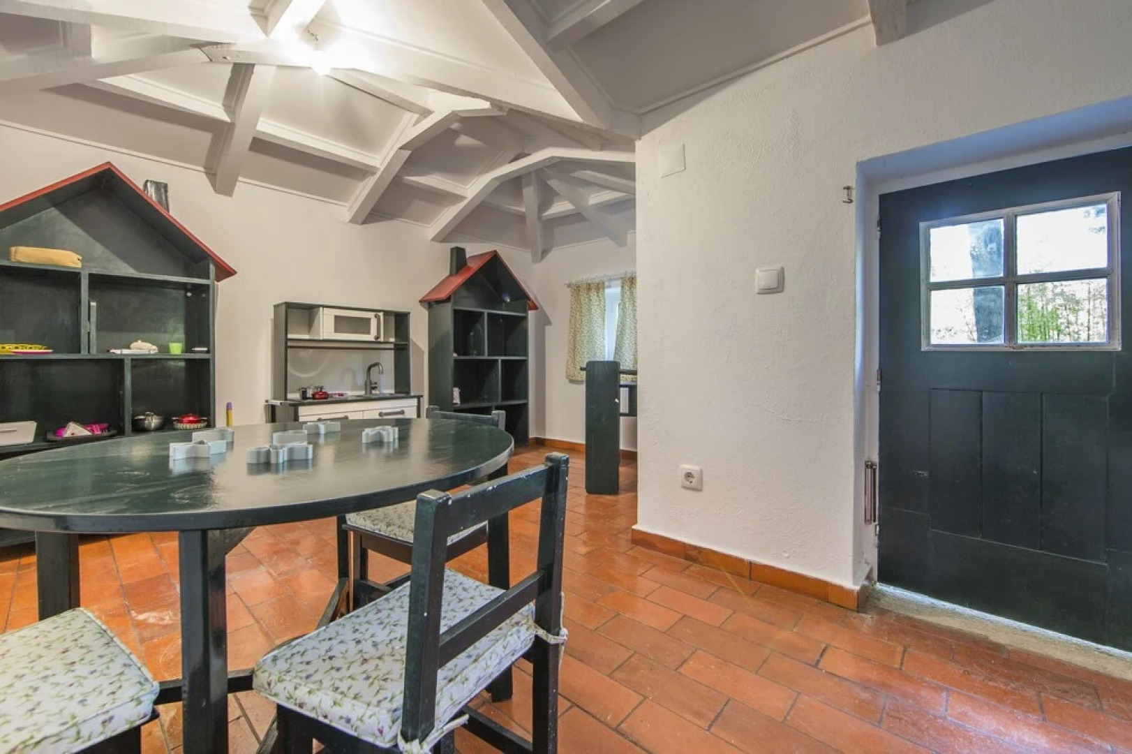 Meet the Artist's Retreat