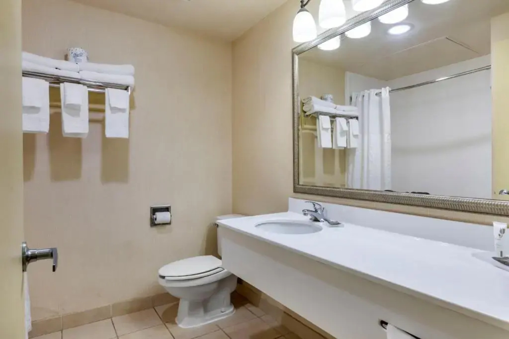 Country Inn & Suites by Radisson, Atlanta Downtown