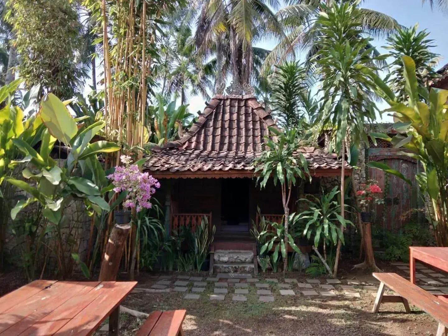 The Ermajas Pavilion