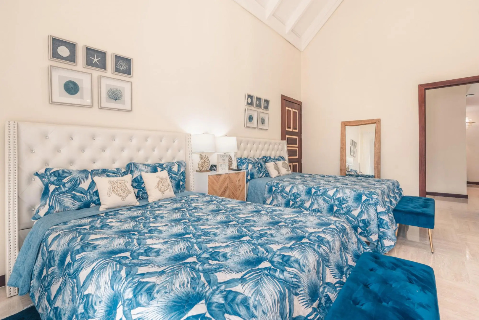 Apartment w 2BR Close to the Beach at Portillo X